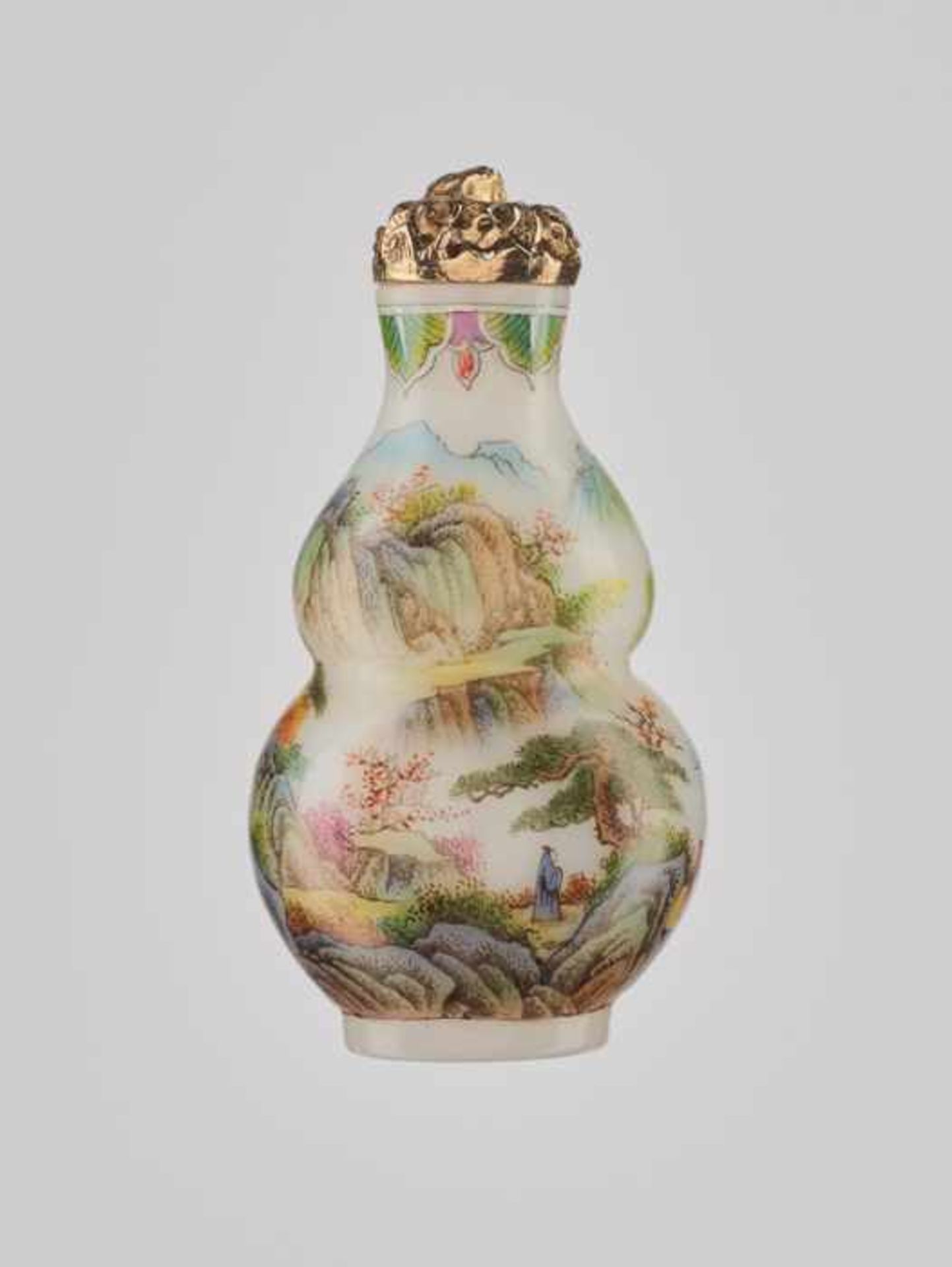 AN ENAMELED ‘MOUNTAINOUS LANDSCAPE’ GLASS SNUFF BOTTLE, MANNER OF YE BENGQI Opaque white glass - Image 4 of 6