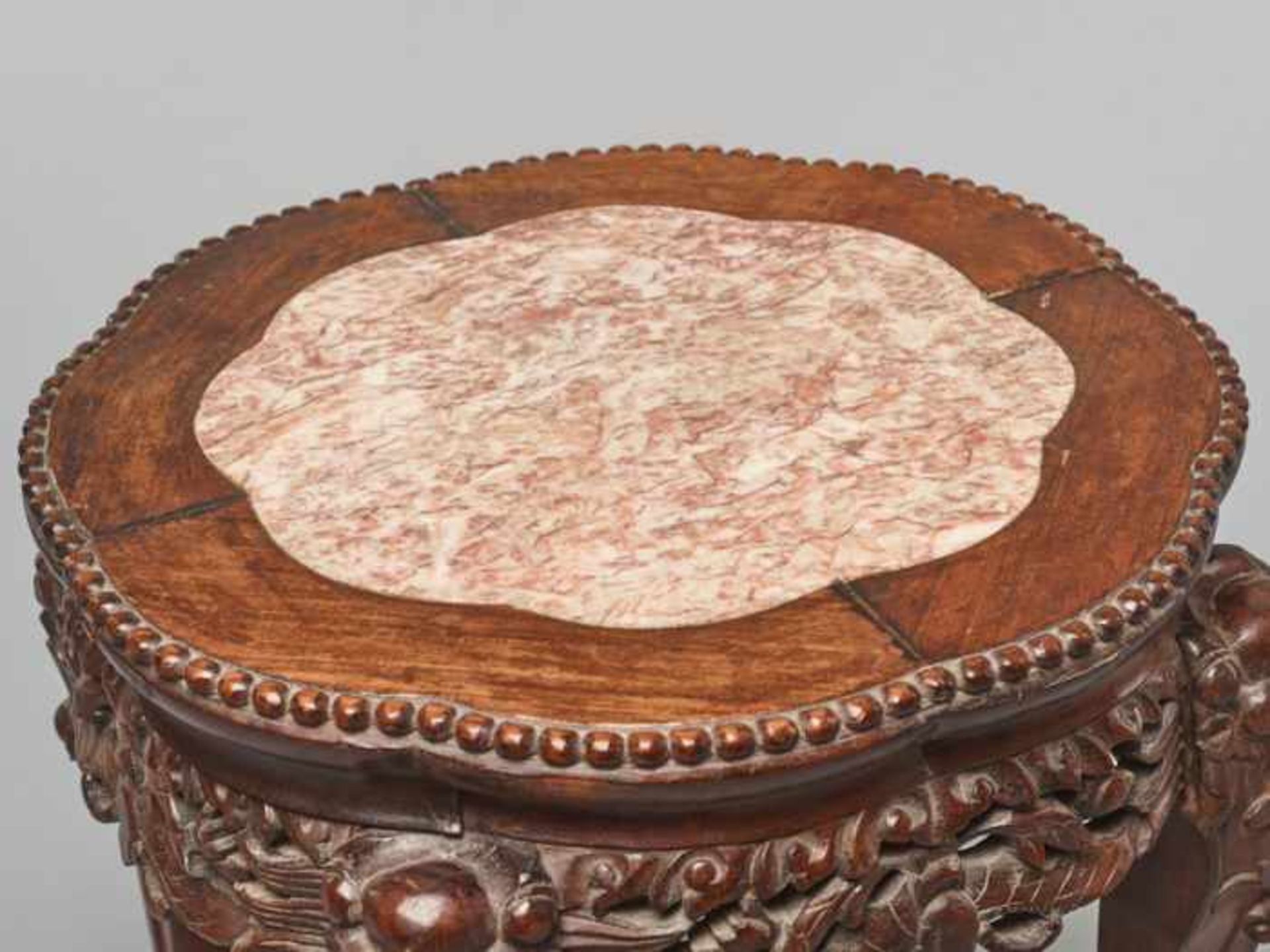 A YU MU ELMWOOD LOW SIDE TABLE WITH A MARBLE TABLETOP, QING DYNASTY Ulmus parvifolia, commonly known - Image 5 of 5