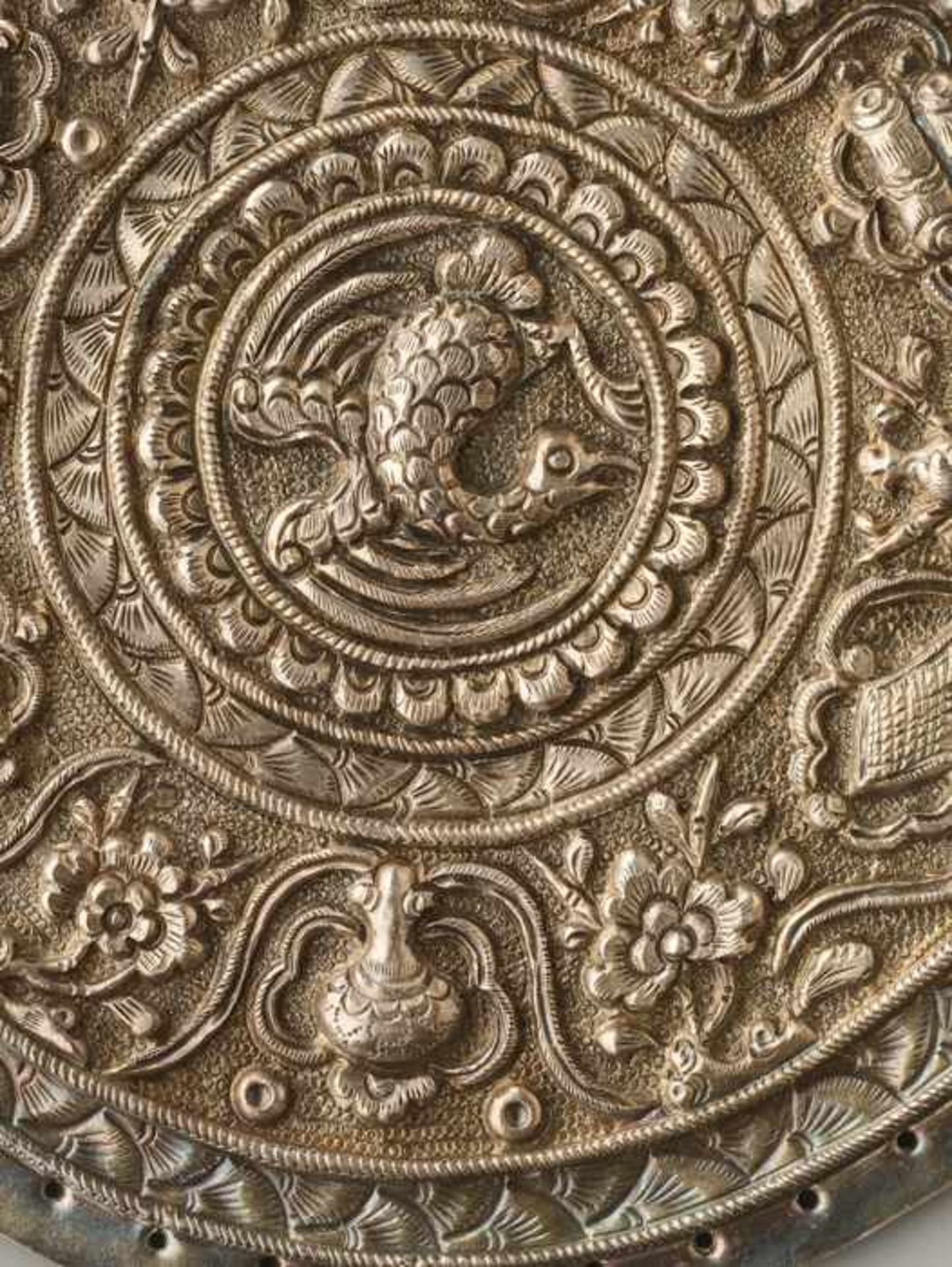 A PAIR OF BUDDHIST SILVER REPOUSSÉ EMBLEMS, QING DYNASTY Silver. China, 18th-19th centuryBoth - Image 4 of 4