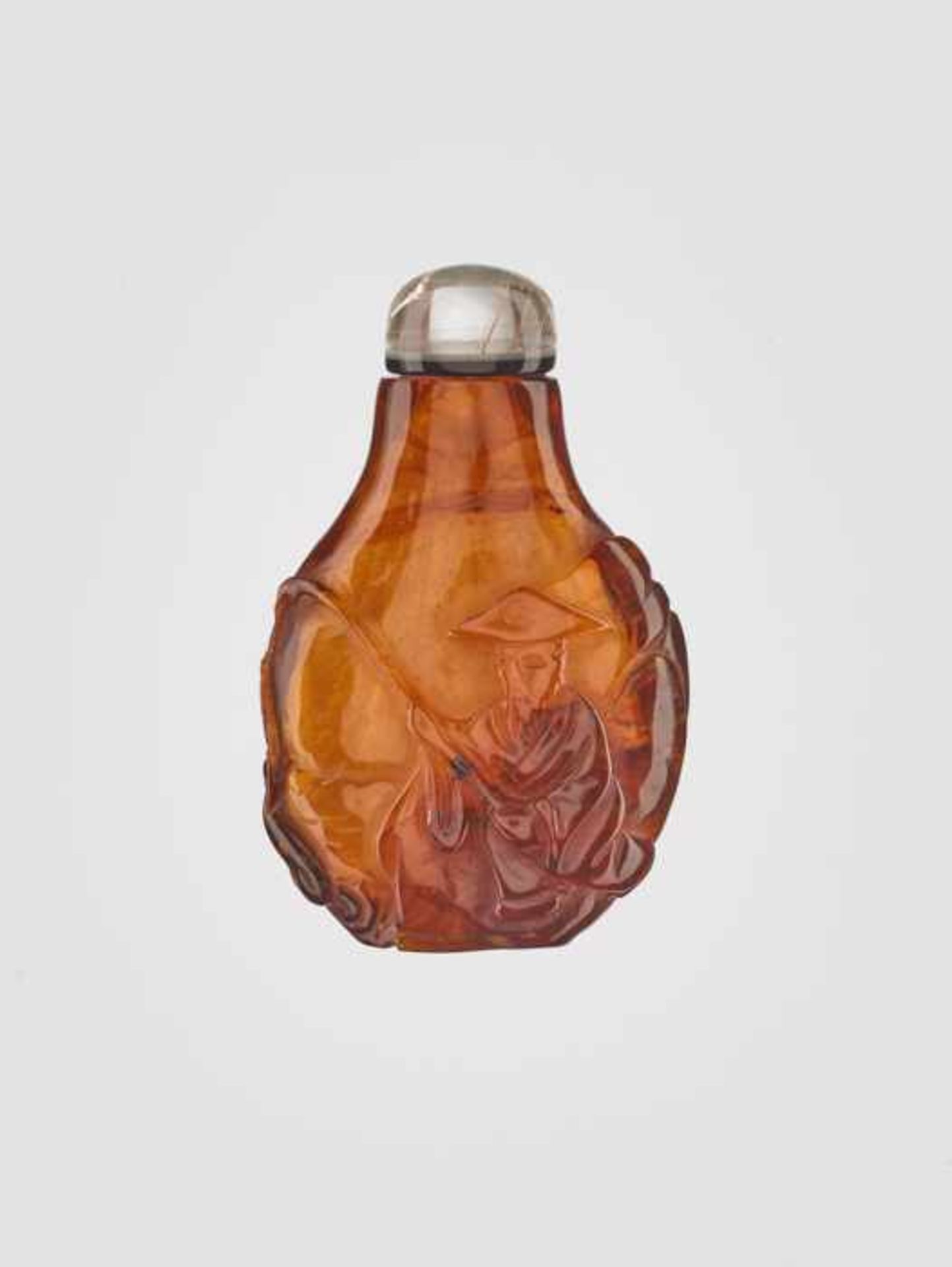 A MINIATURE AMBER ‘FISHERMAN’ SNUFF BOTTLE, EARLY 19th CENTURY Transparent amber of untreated