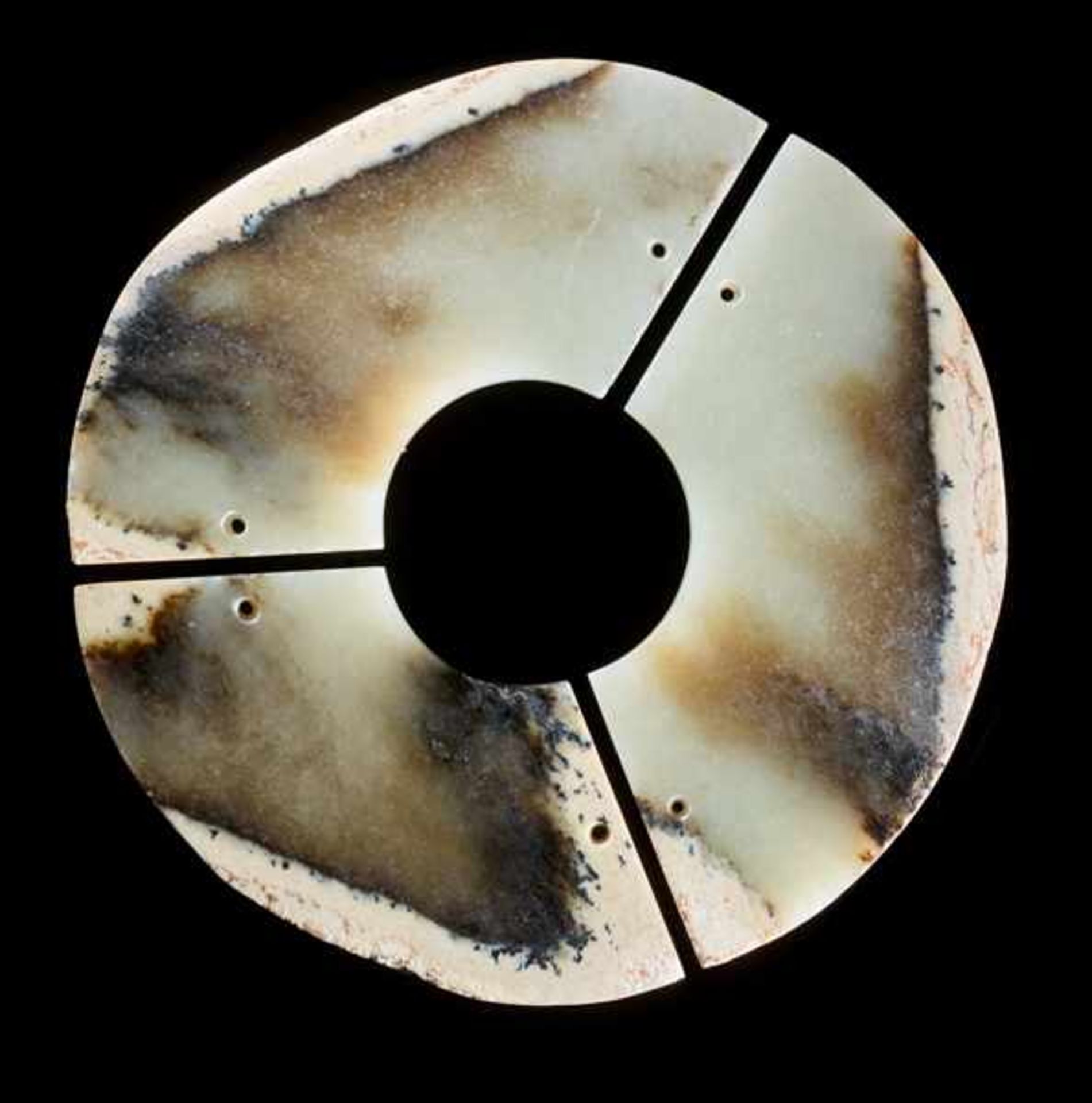 AN INTERESTING THREE-SECTION DISC CARVED IN MARBLE-LIKE JADE Jade. China, Early Bronze Age, Qijia - Image 2 of 5