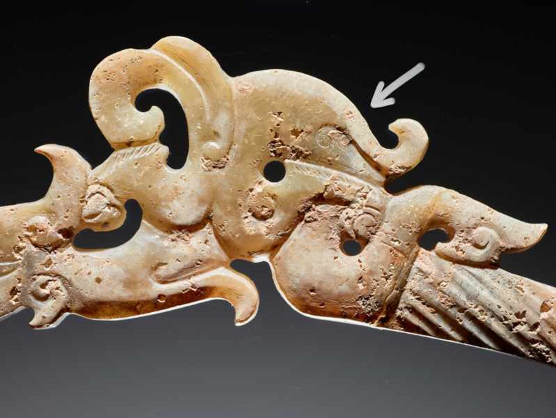 A UNIQUE ELEGANT AND DELICATELY CARVED DRAGON-SHAPED XI OR “KNOT-OPENER” Jade. China, EASTERN - Image 9 of 10