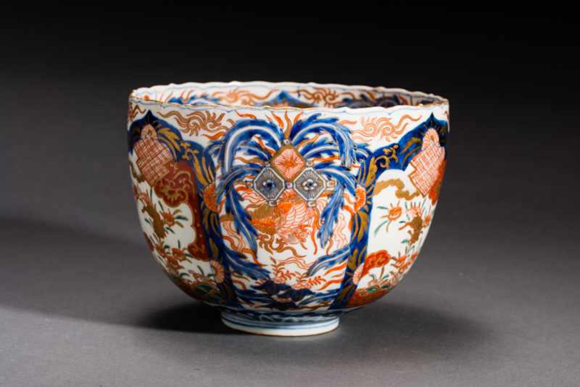 VERY DECORATIVE BOWL Imari porcelain with blue underglaze, enamel paint and gold. Japan, MeijiThis - Image 6 of 6