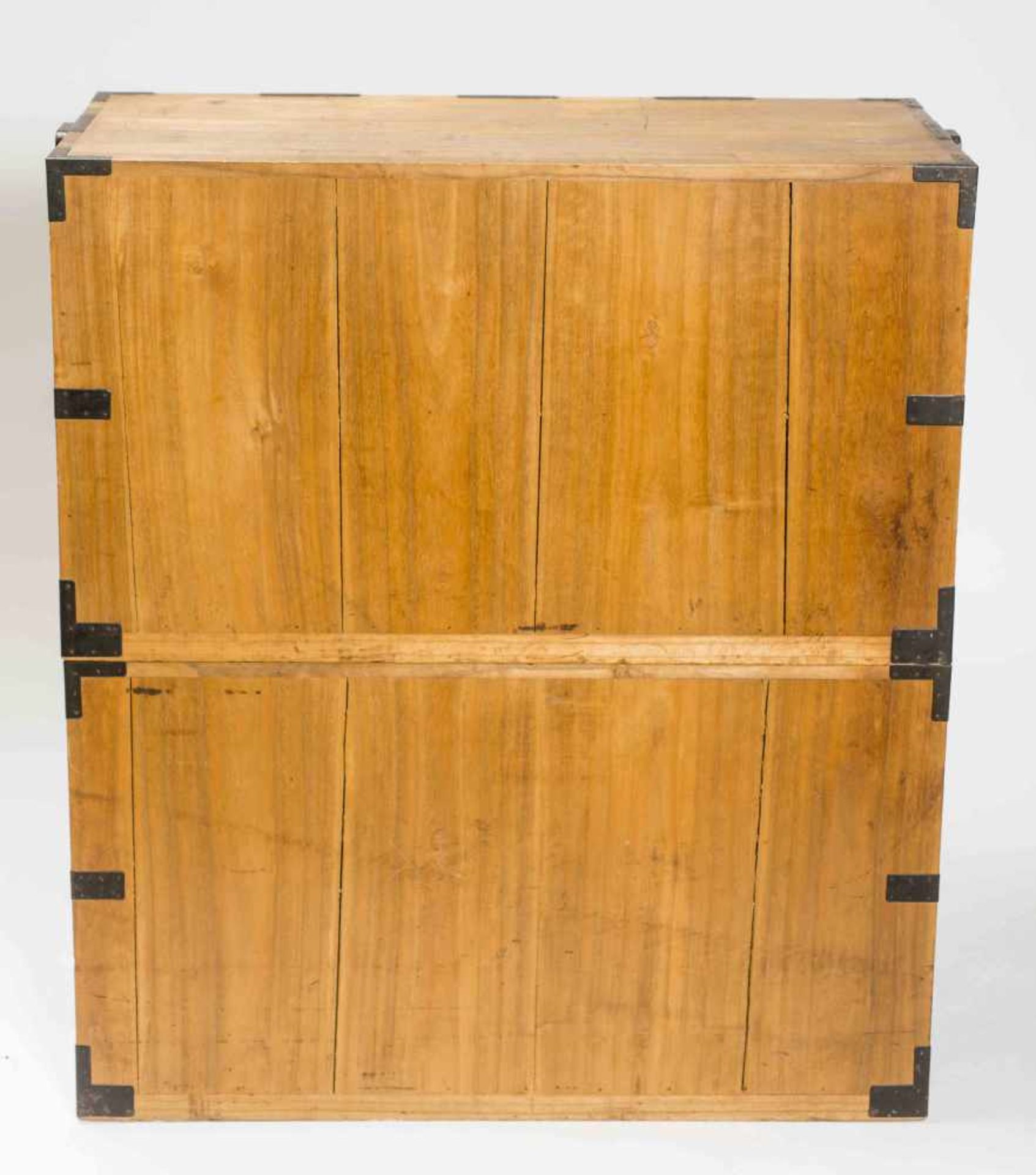 TANSU . Japan, first half of 20 cent.185, 186, 187 THREE TANSU: DRAWERED STORAGE CABINETS The - Image 5 of 5