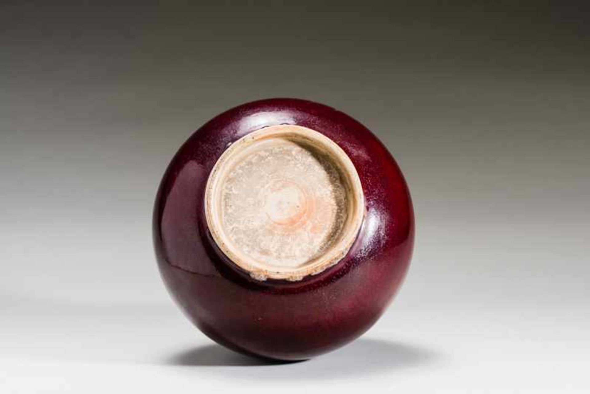 VASE WITH OX-BLOOD GLAZE Porcelain. China, Very elegant form with a bulbous, elongated form - Image 3 of 3