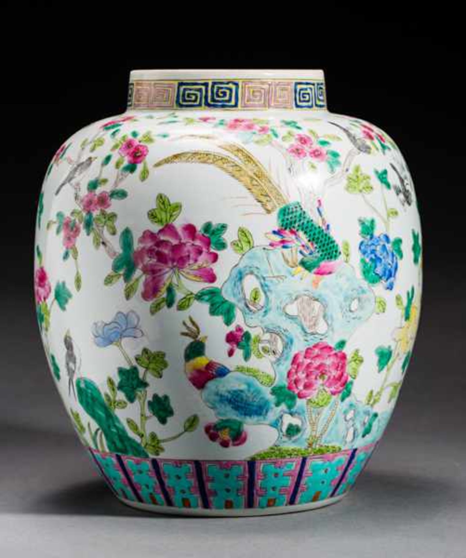 BULBOUS VASE WITH LOTUS, ROCKS AND PHOENIX Porcelain with colored enamel painting. China, On the - Image 3 of 5
