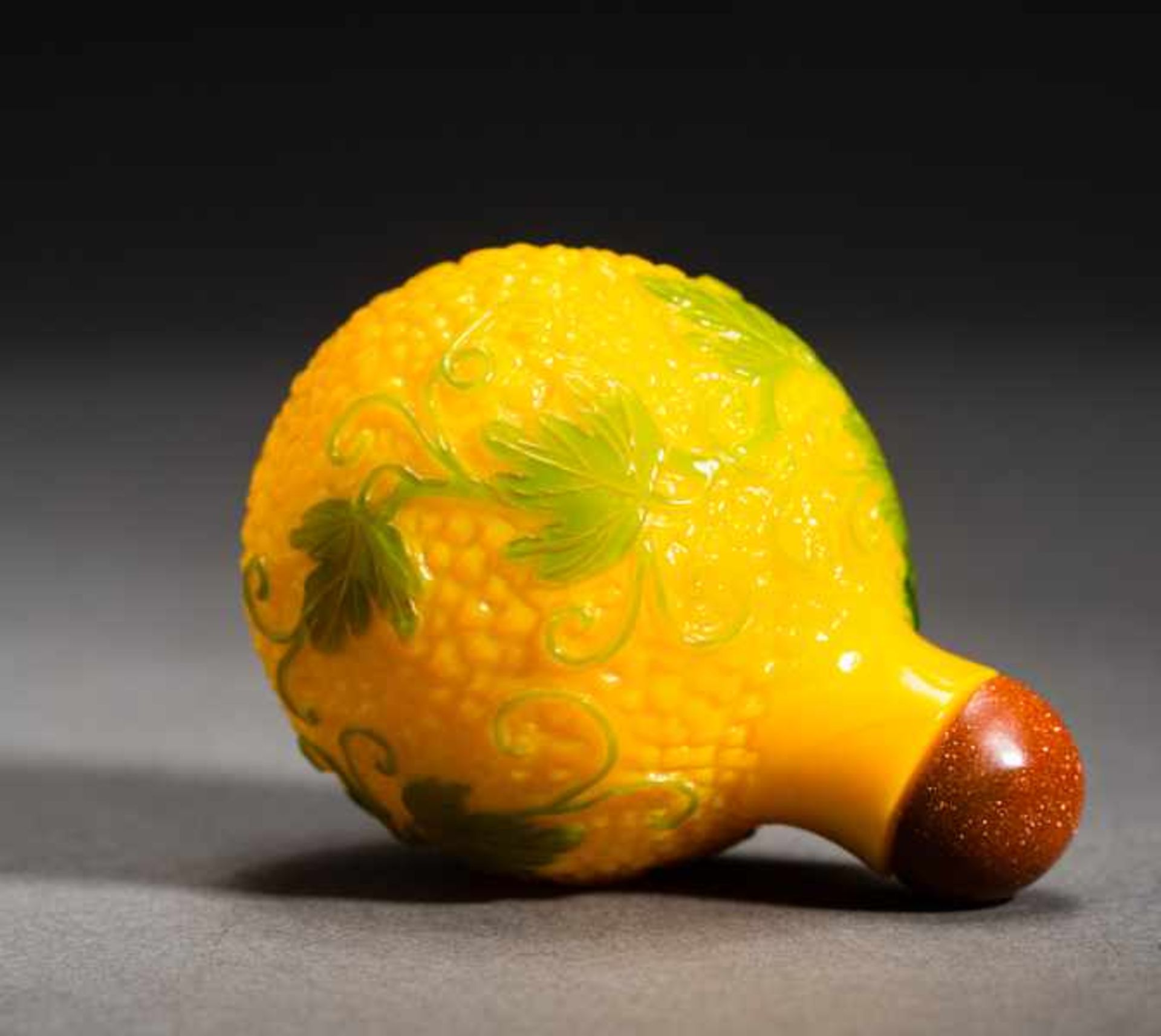 LOCUSTS AND WINE LEAVES Imperial yellow glass with green overlay. China, Spherical form, no base, - Image 3 of 6