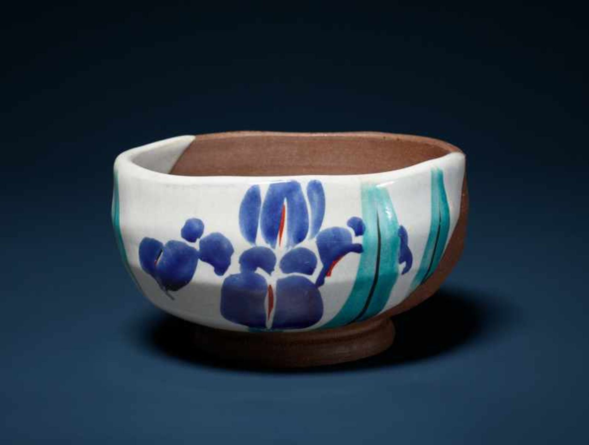 CHAWAN Glazed ceramic. Japan, Meiji / ShowaBeautiful, dense biscuit; precisely formed foot, flue