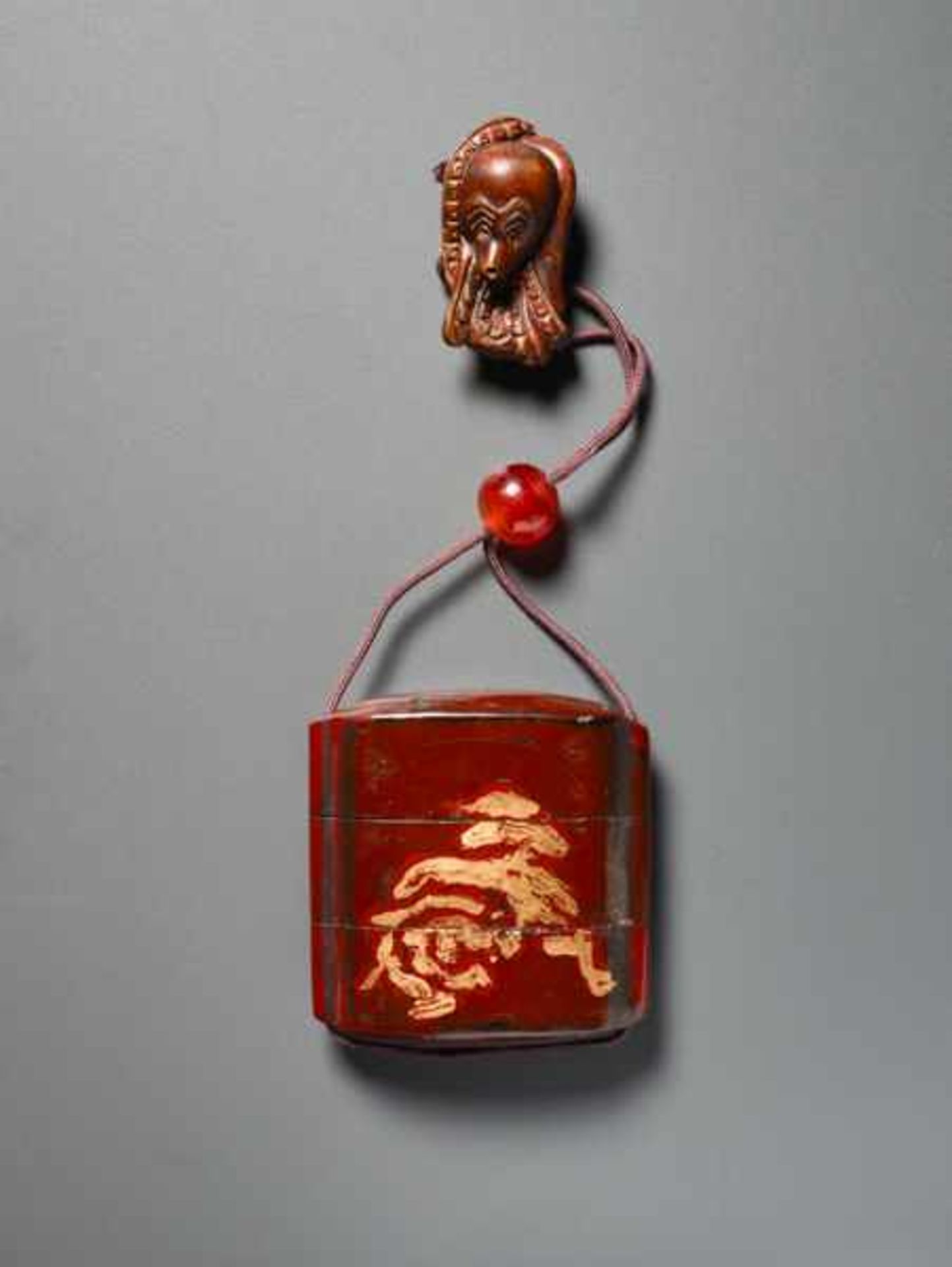 INRO WITH LANDSCAPE, NETSUKE WITH TAKO Lacquer technique with gold, agate and wood. Japan, 19th to - Image 5 of 5