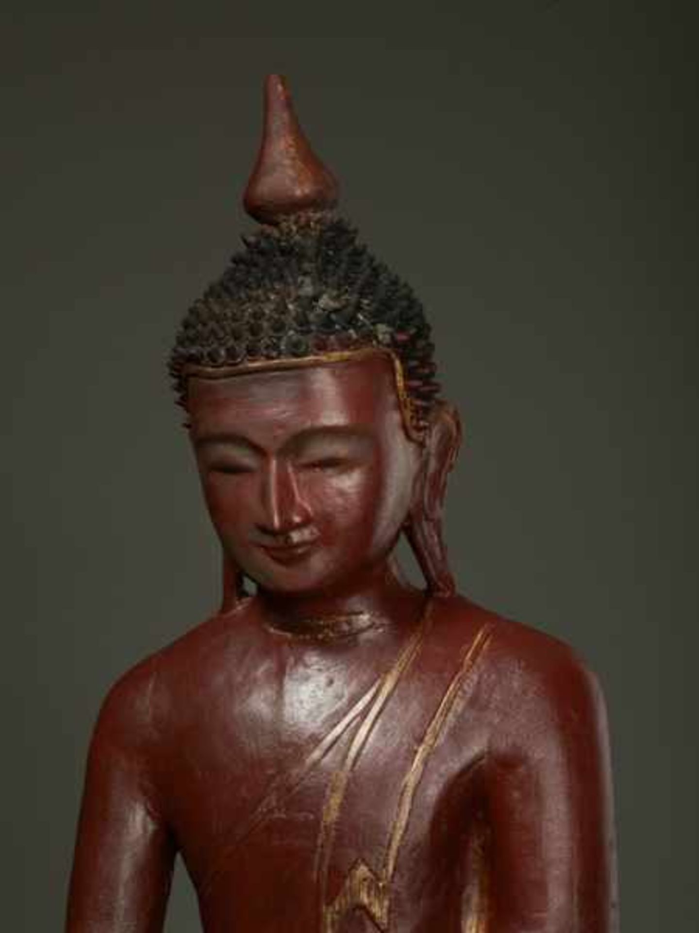 BUDDHA CALLING UPON THE EARTH-GODDESS Wood, lacquer, gilding. Burma, ca. 18th to 19th cent.By - Image 6 of 6