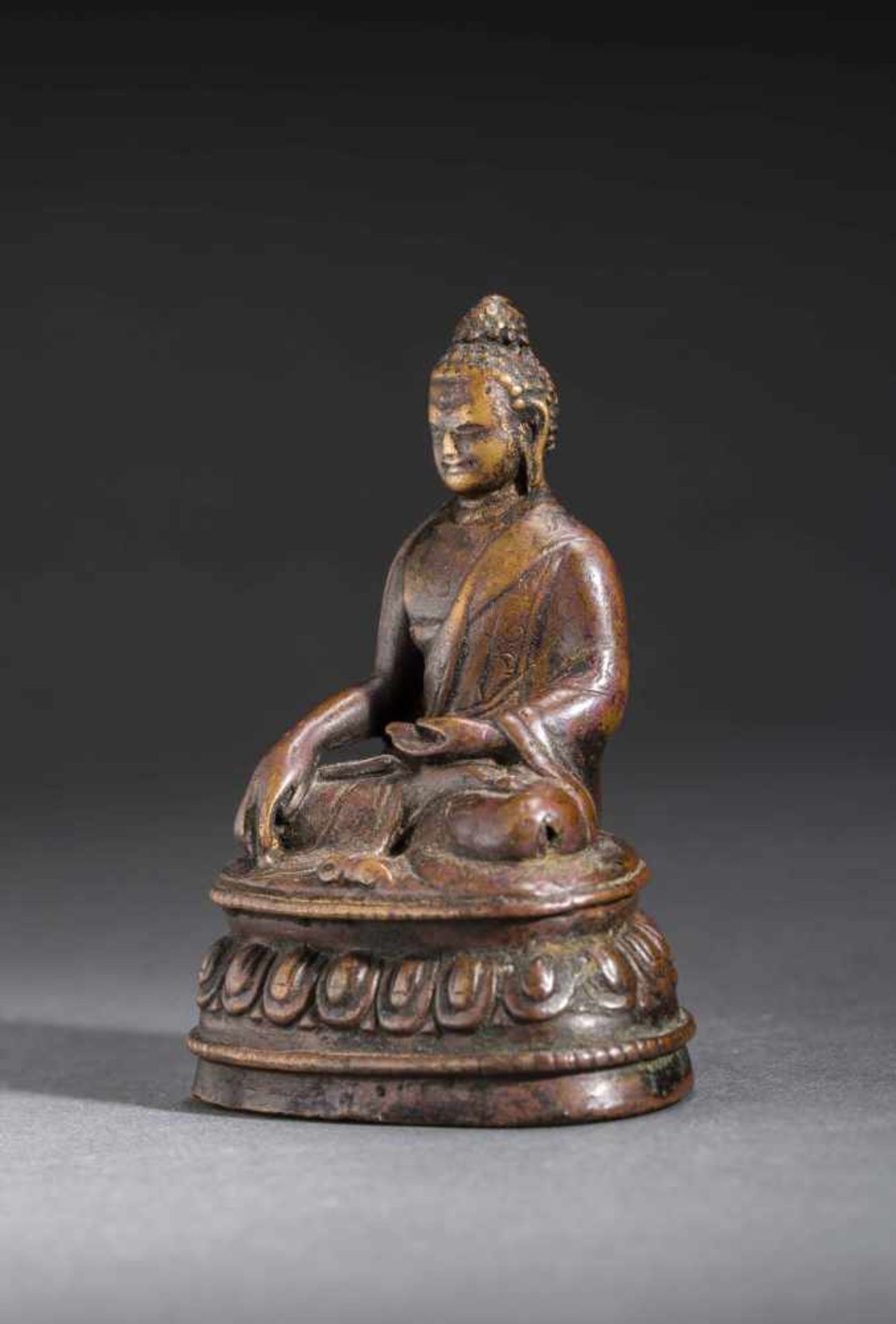 THE BUDDHA SHAKYAMUNI Bronze. Tibet, probably 12th to 13th cent.The historical Buddha Gautama - Image 3 of 6