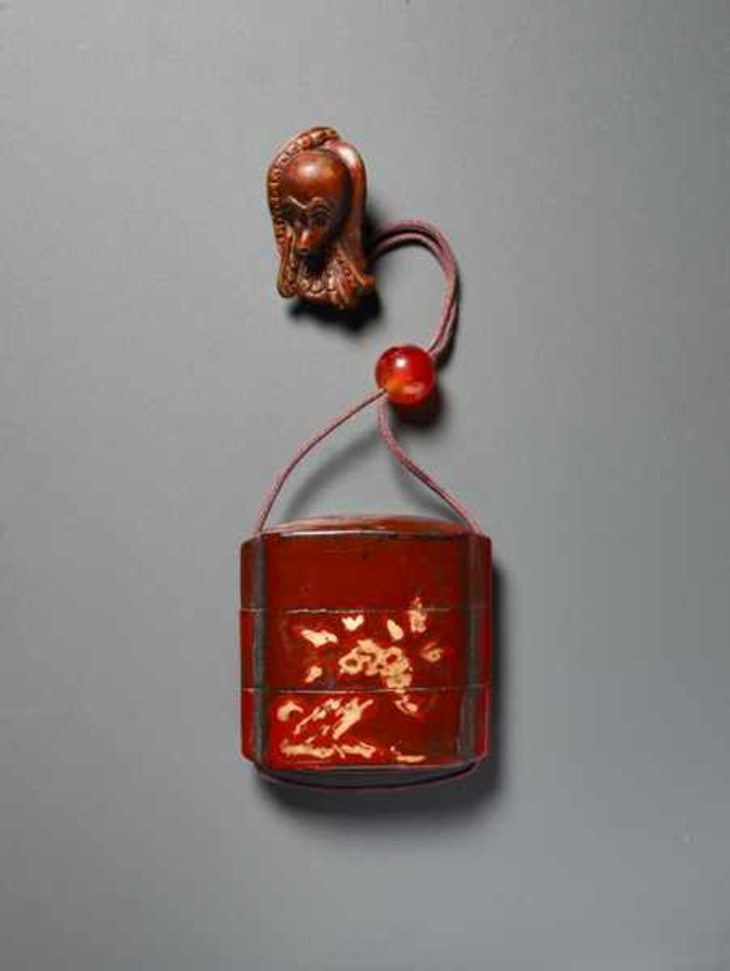 INRO WITH LANDSCAPE, NETSUKE WITH TAKO Lacquer technique with gold, agate and wood. Japan, 19th to - Image 4 of 5