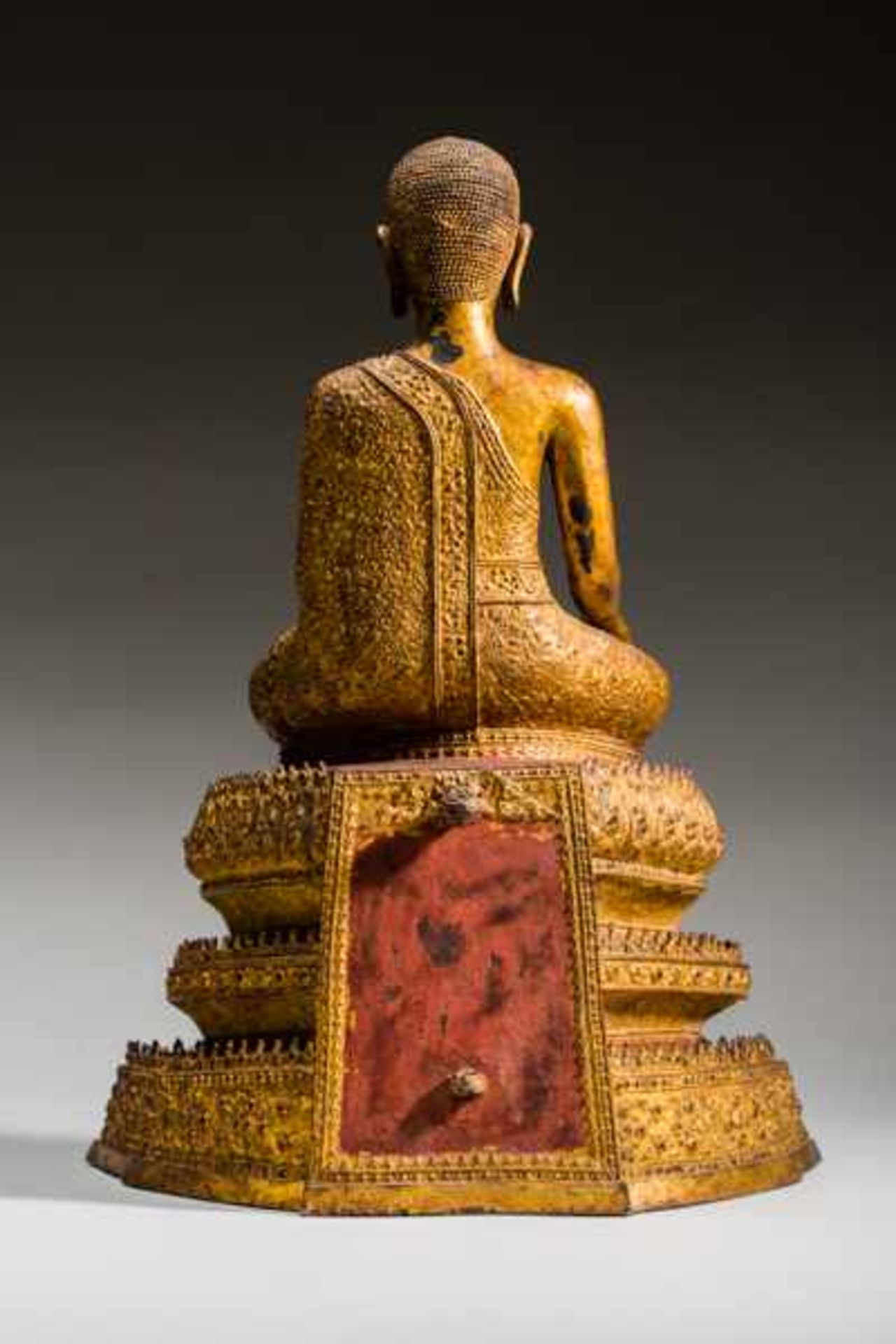 ARHAT SEATED IN THE STYLE OF BUDDHA Gilded bronze. Siam, Ratanakosin, about 1800Opulently wrought - Image 5 of 6