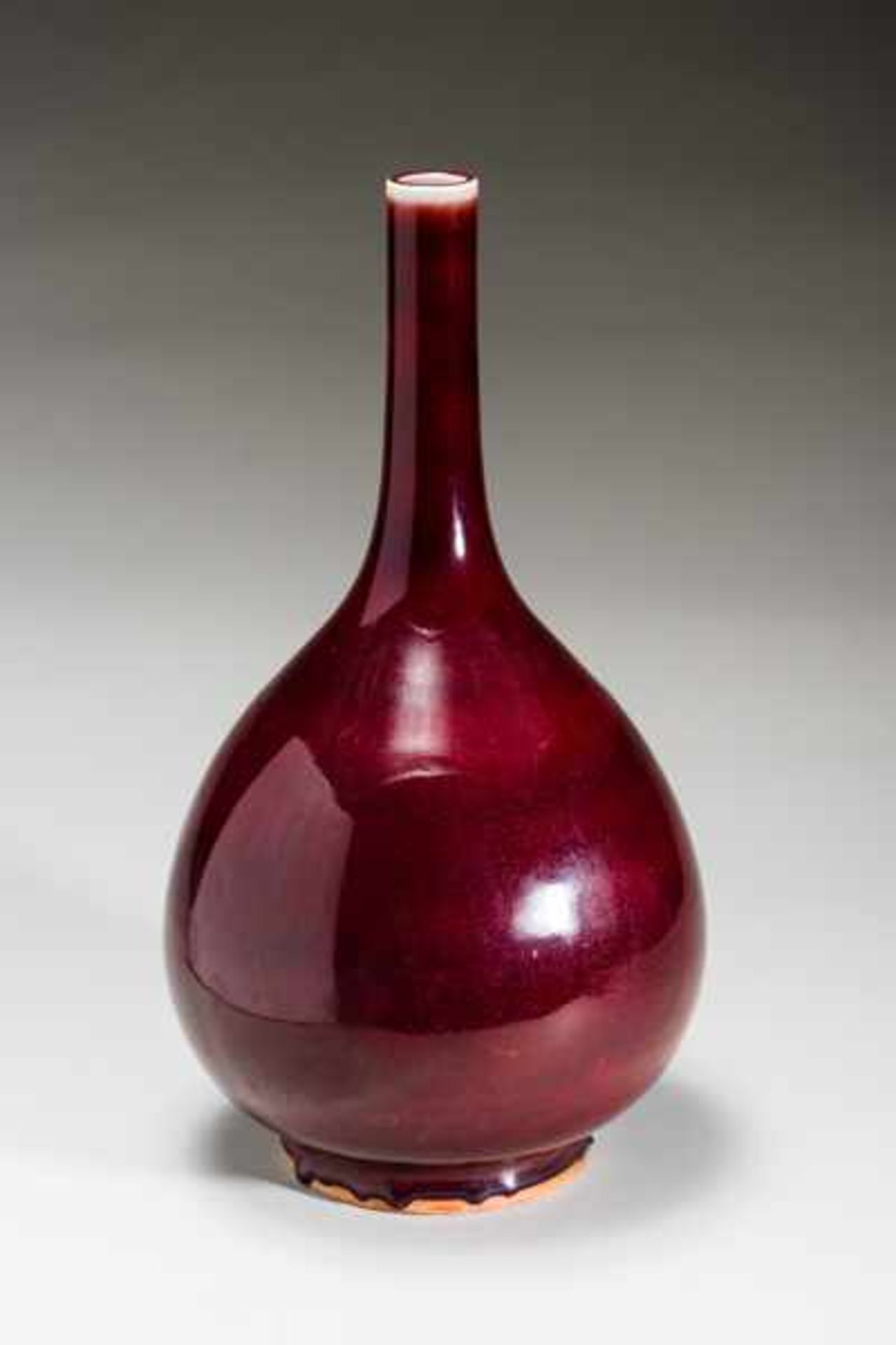 VASE WITH OX-BLOOD GLAZE Porcelain. China, Very elegant form with a bulbous, elongated form - Image 2 of 3