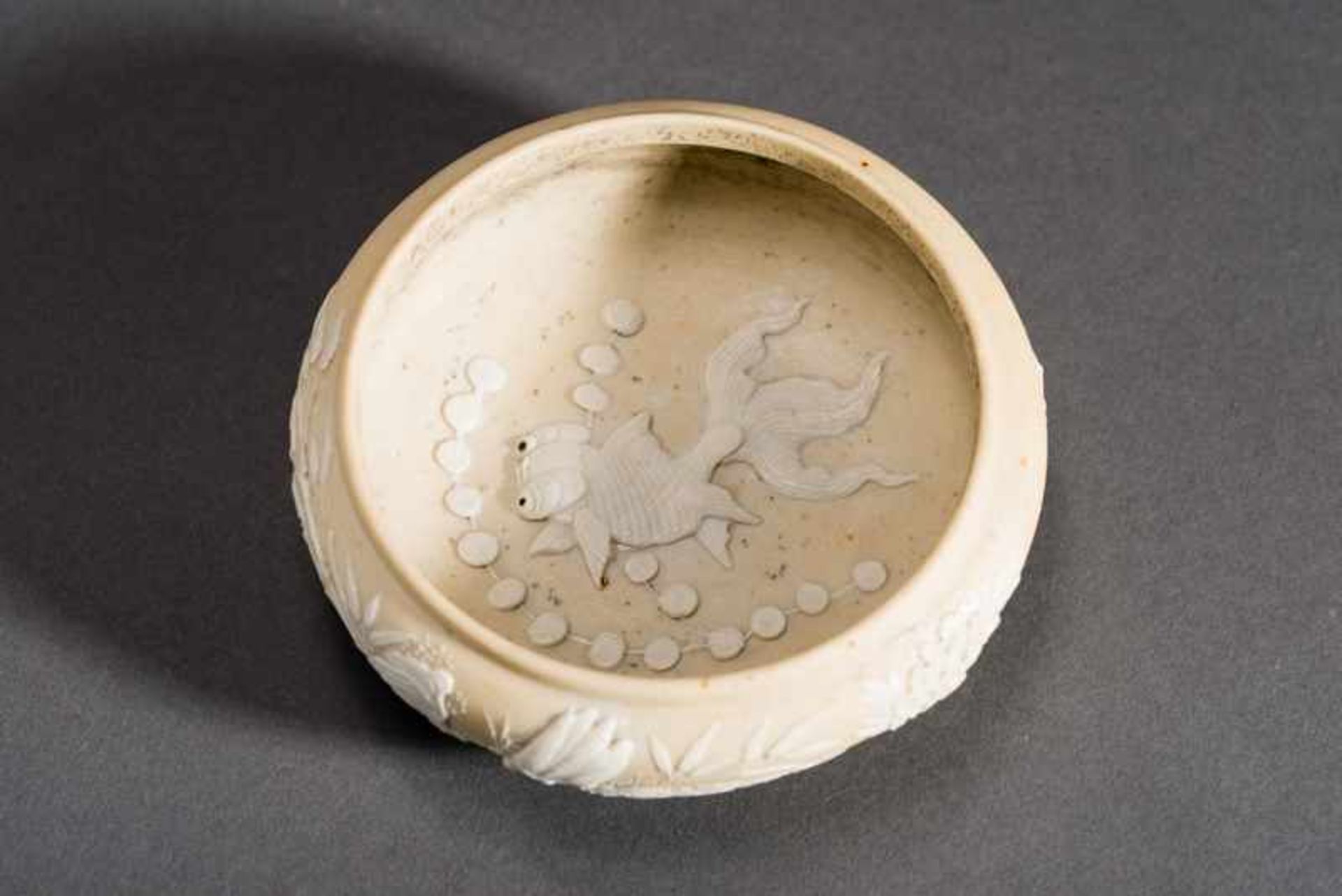 BOWL FEATURING BLOSSOMS, BEETLES, FISH Unglazed porcelain with fused decoration. China, Qing dynasty - Image 6 of 7
