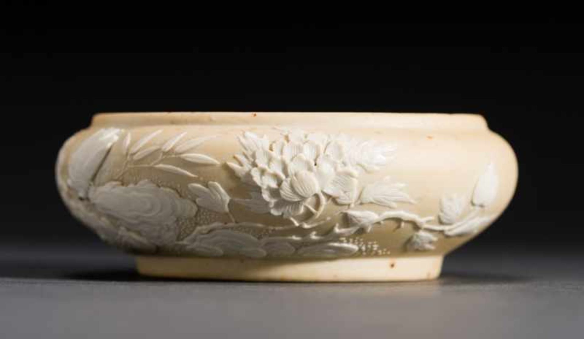 BOWL FEATURING BLOSSOMS, BEETLES, FISH Unglazed porcelain with fused decoration. China, Qing dynasty - Image 3 of 7