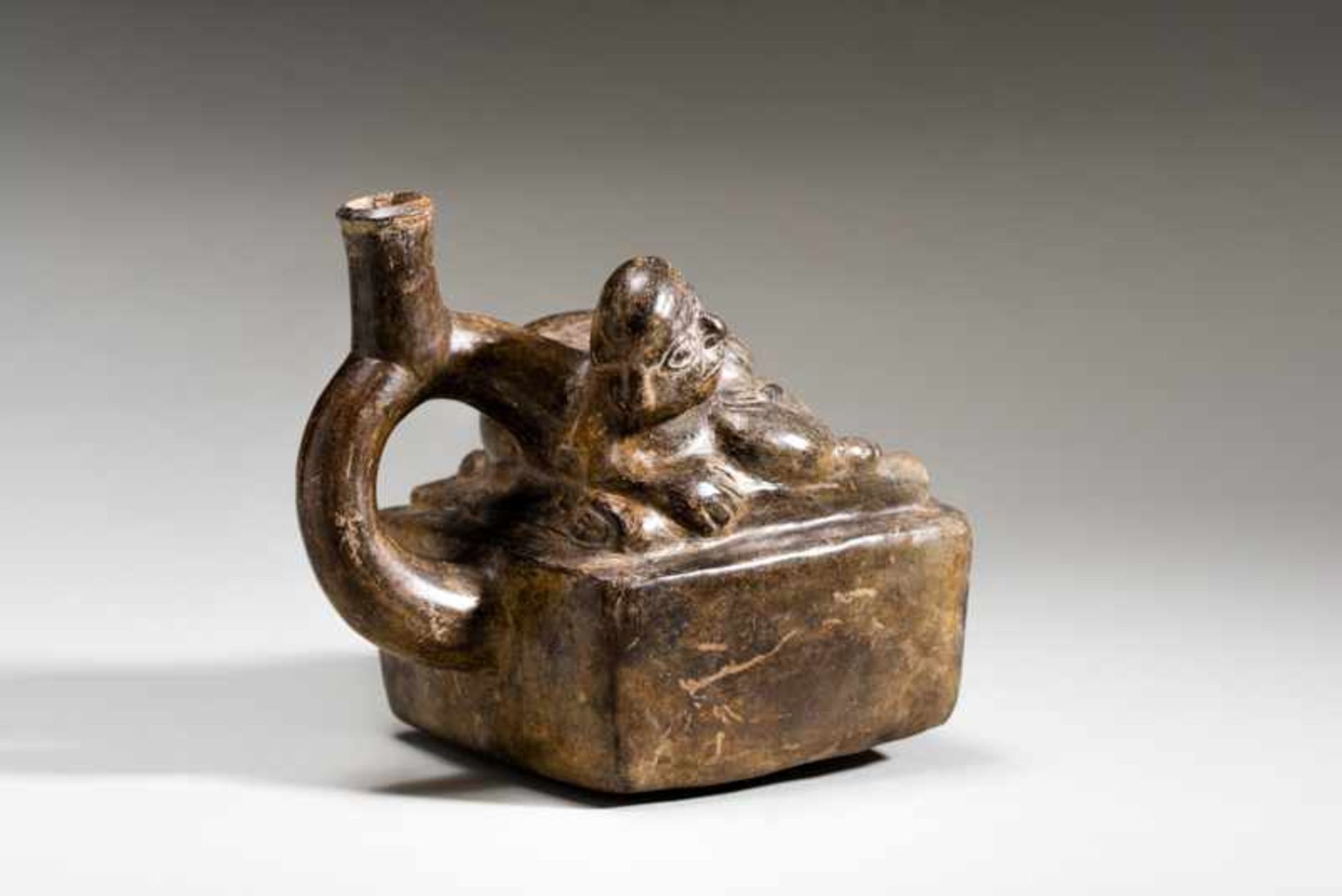 VESSEL WITH TWO LOVERS AND CHILD Terracotta. Moche, ca. 4th cent. (TL-tested)This unusual piece - Image 5 of 6