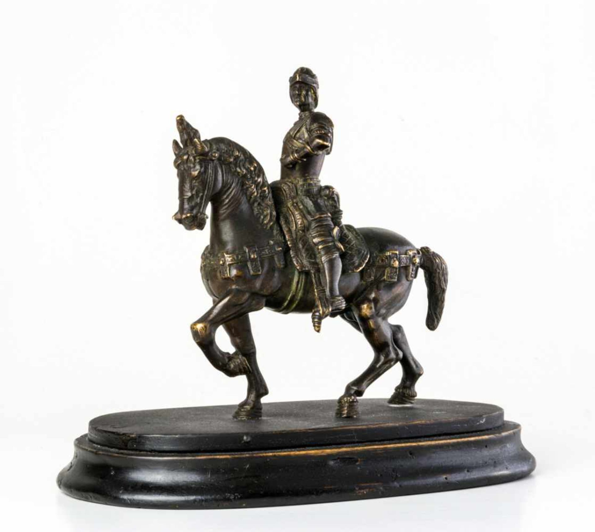 Italienischer Meister, 18. Jh. Reiterstandbild des Bartolomeo Colleoni Bronze, 18 cm hoch (ohne - Bild 3 aus 4