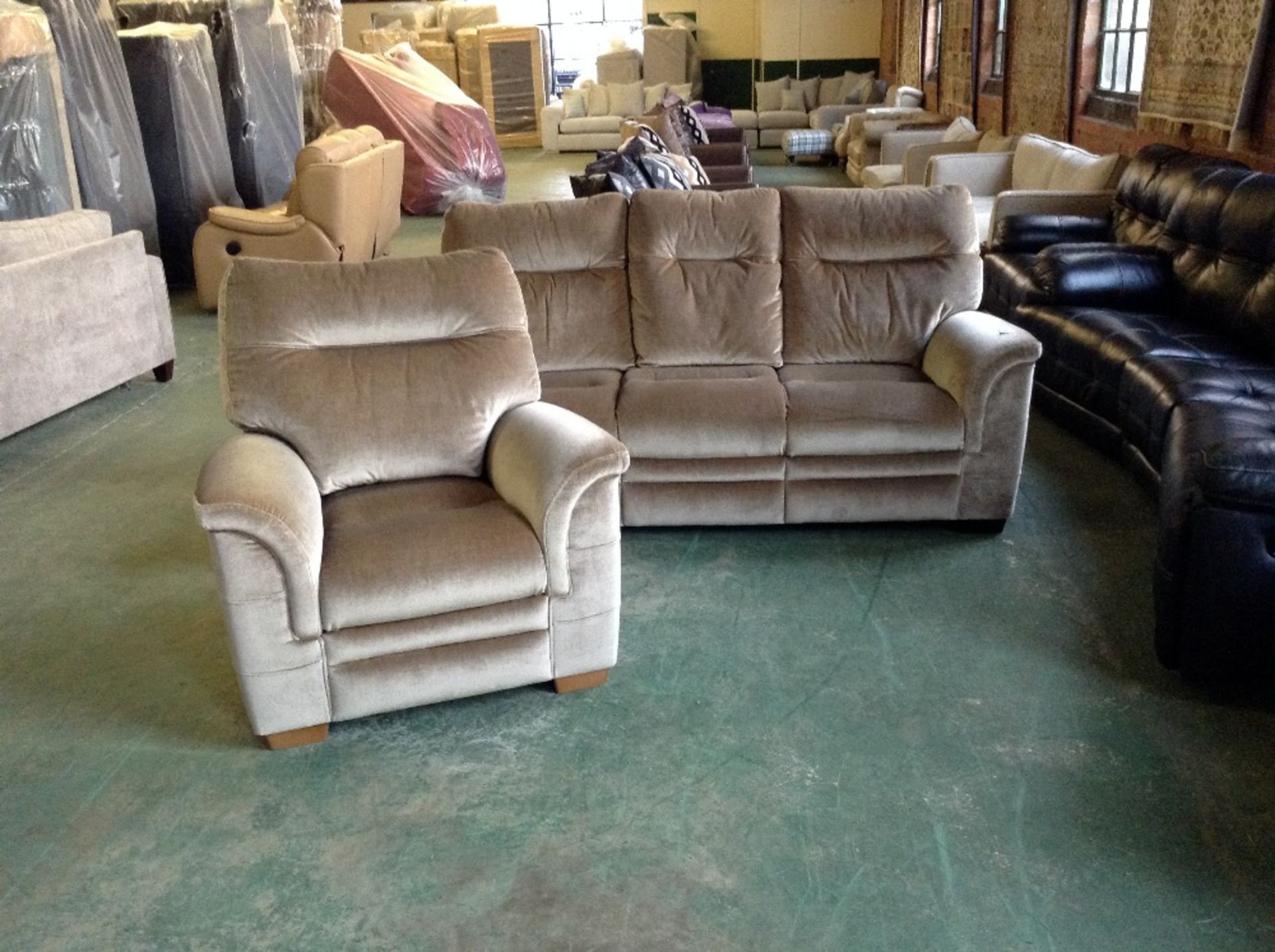 BEIGE 3 SEATER SOFA AND CHAIR (WO0138251) (WO01501
