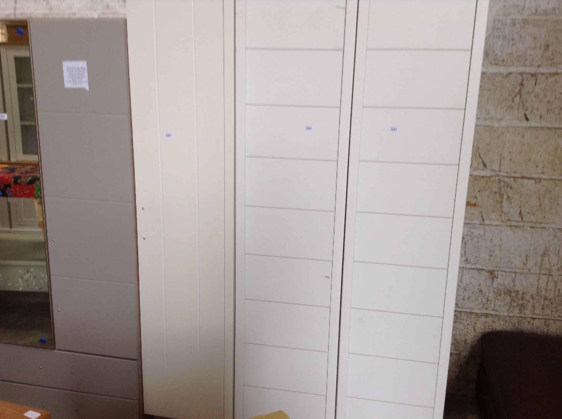 WHITE SINGLE WARDROBE (return) (2)