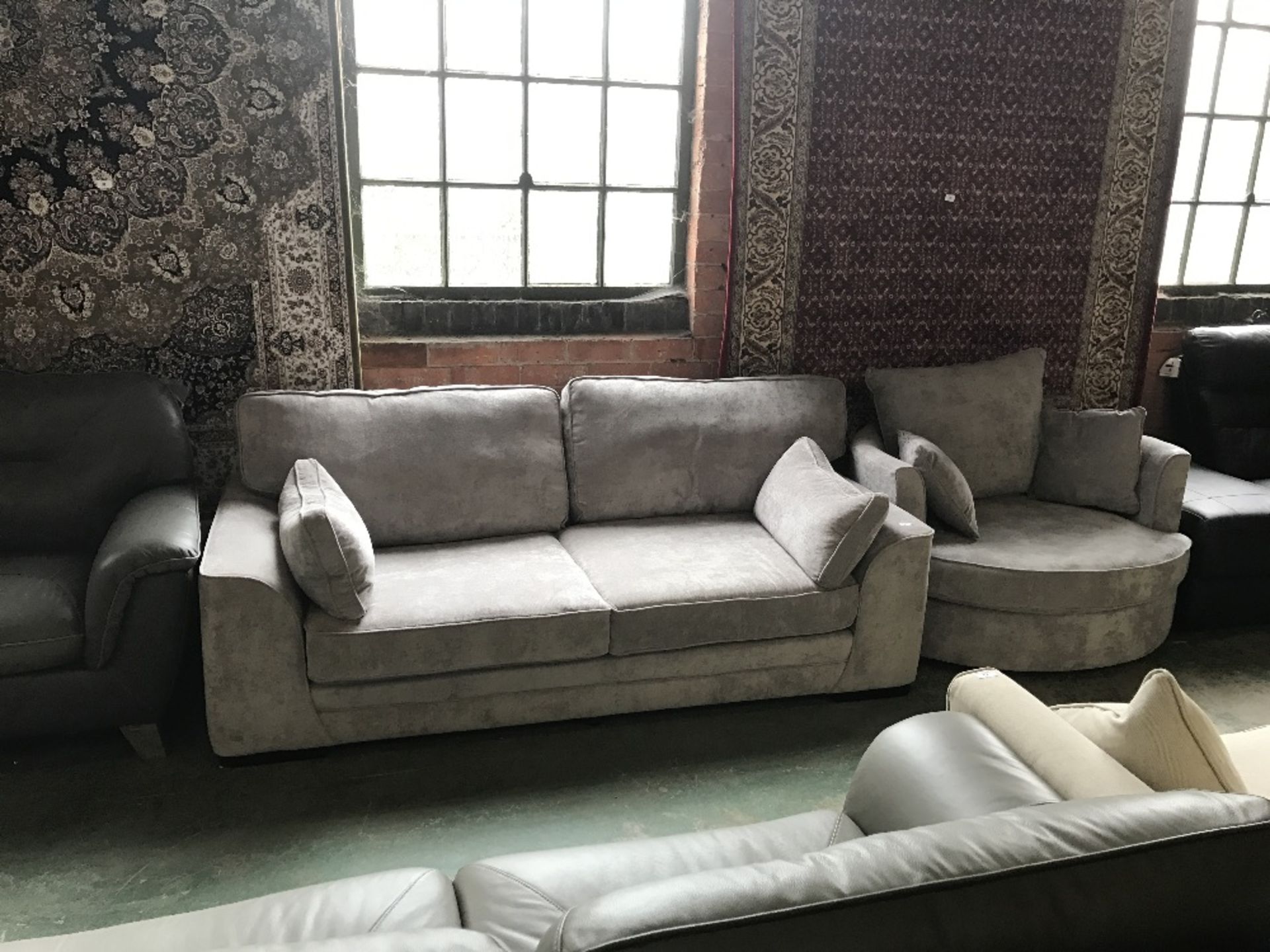 BEIGE 3 SEATER SOFA & SWIVELLING CHAIR (4024-4025)