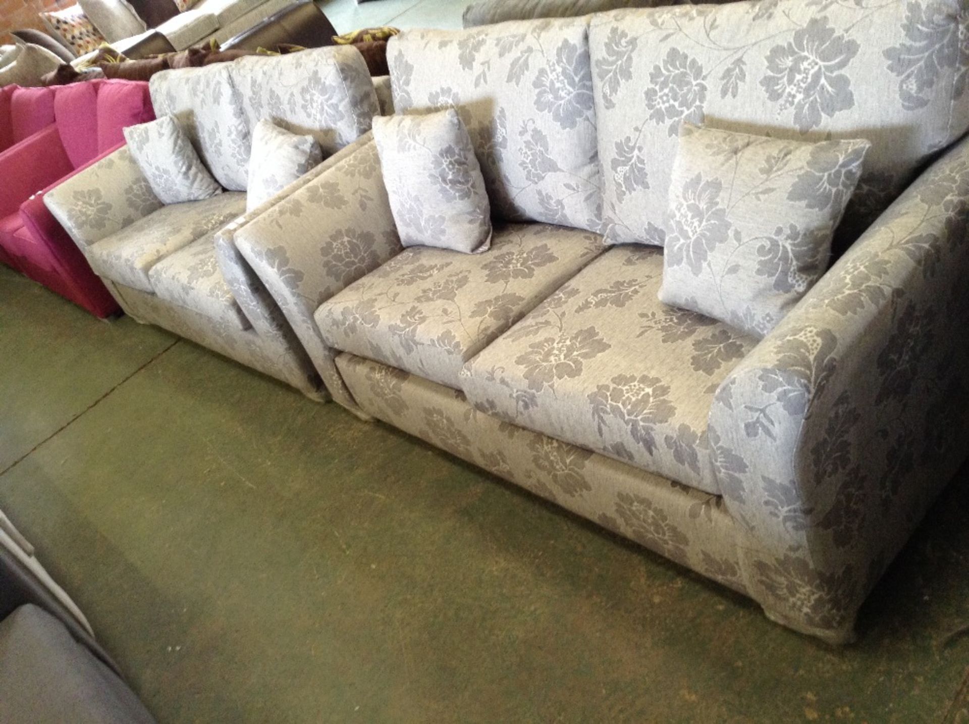 2 x HATTIE TANARO FLORAL GREY PATTERNED 2 SEATER S