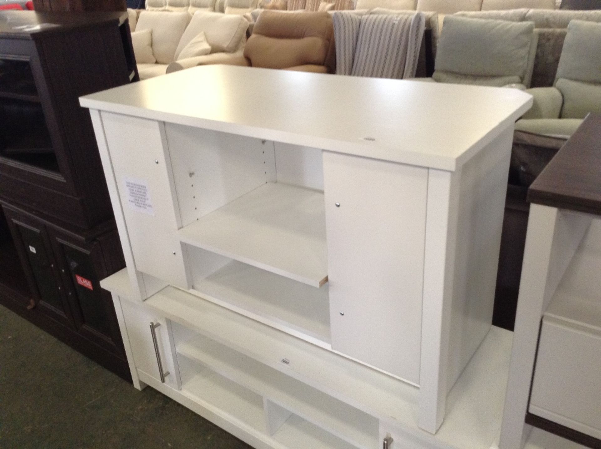 WHITE CORNER TV/MEDIA UNIT (return)