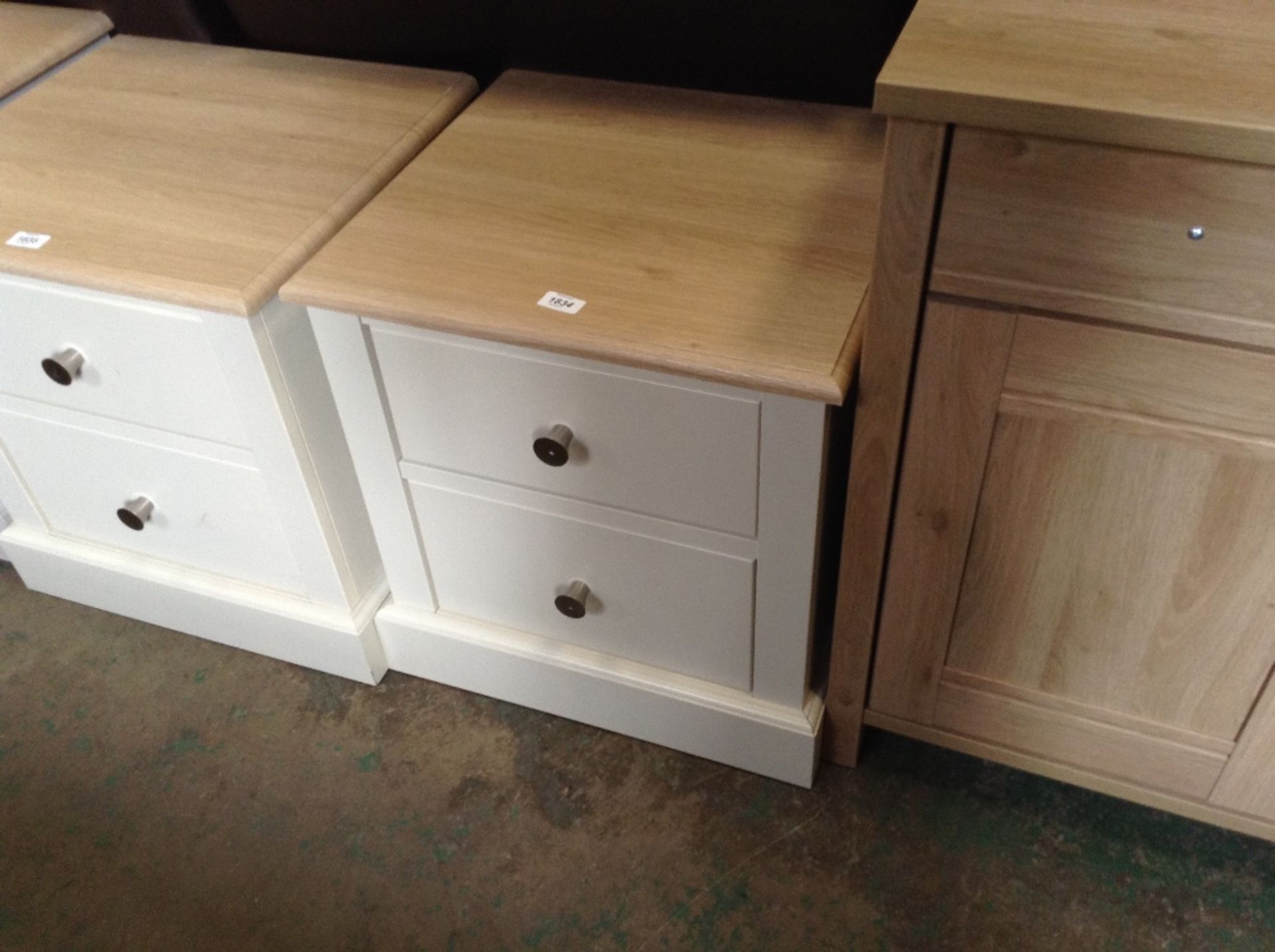 IVORY AND OAK 2 DRAWER BEDSIDE (return) (2)