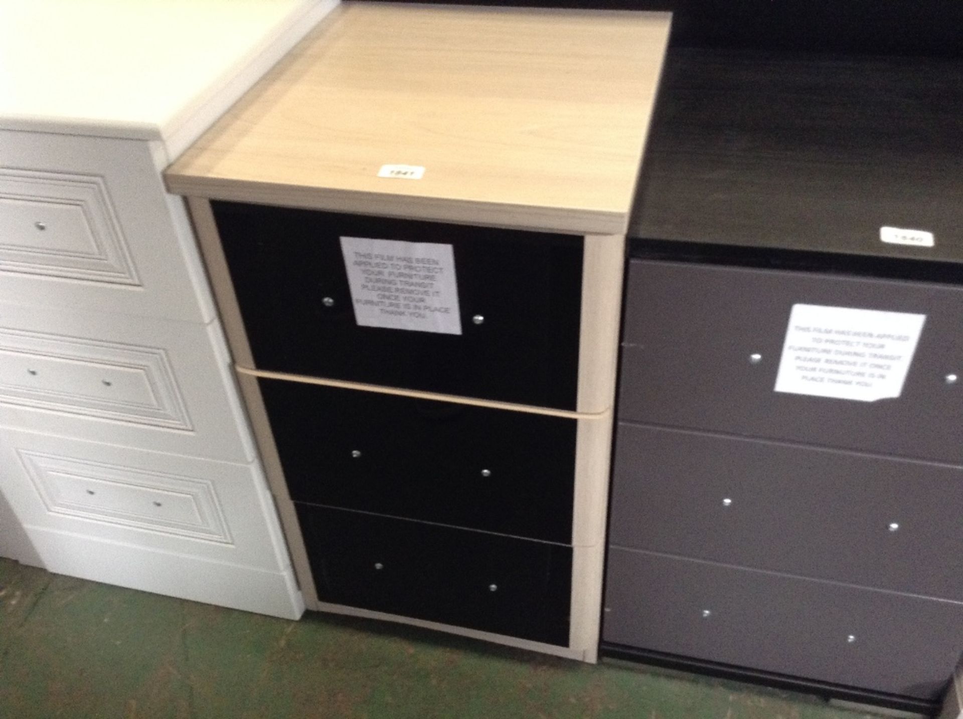 BLACK AND OAK 3 DRAWER BEDSIDE (return)