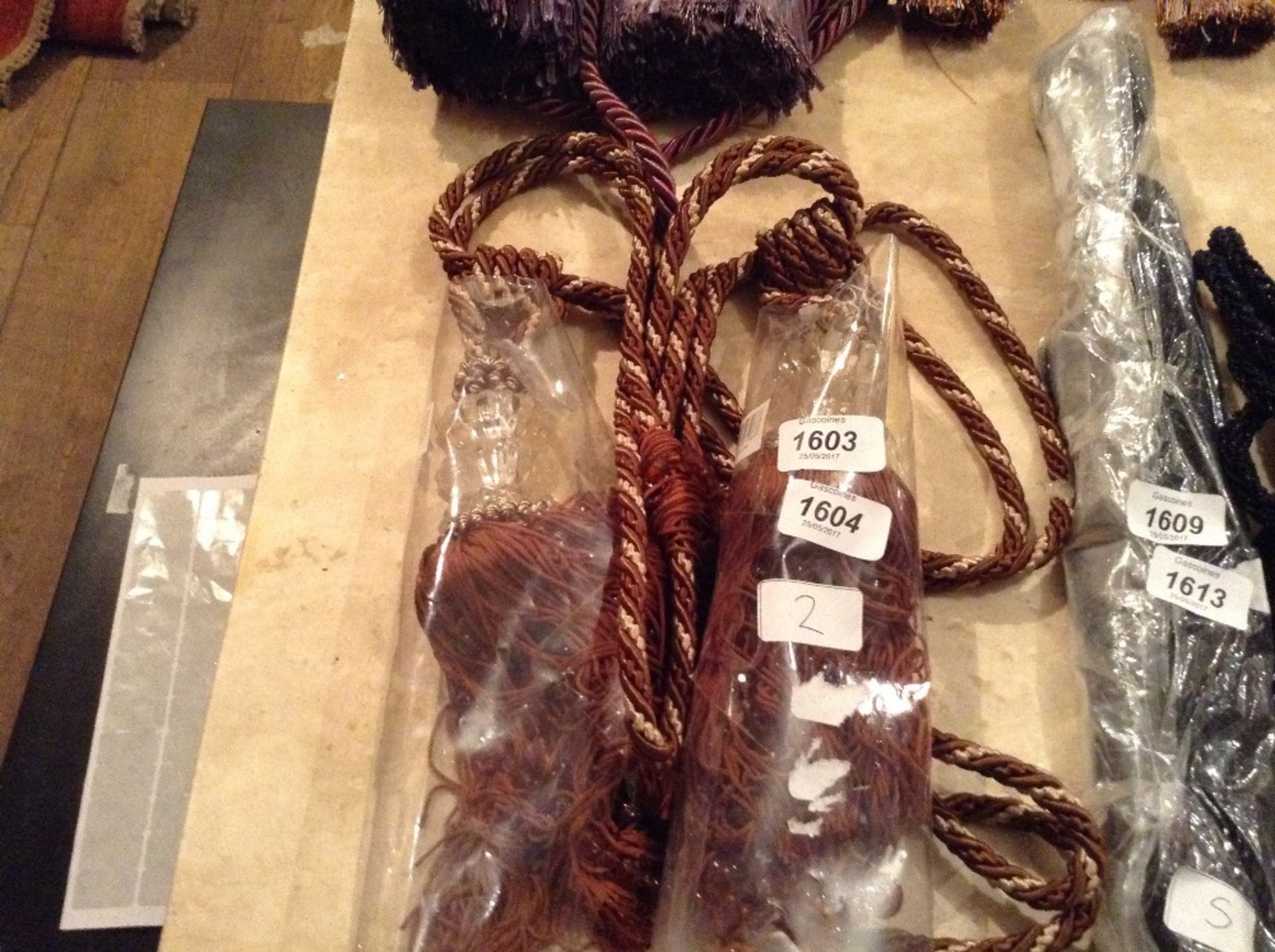 PAIR OF BROWN CURTAIN TIES (2)