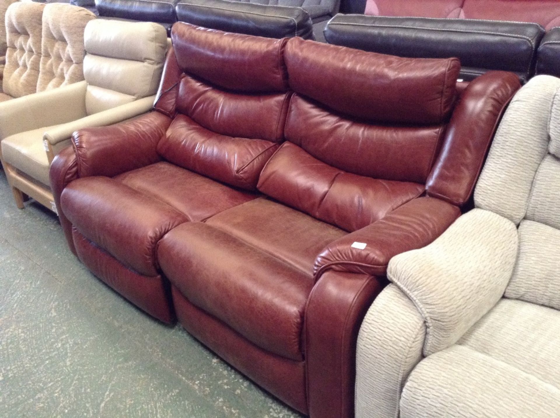 CONKER HIDE ELECTRIC RECLINING 2 SEATER SOFA (worn