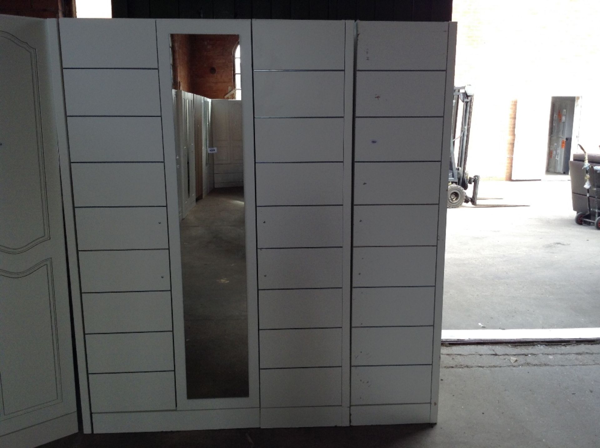 WHITE SINGLE WARDROBE (return)