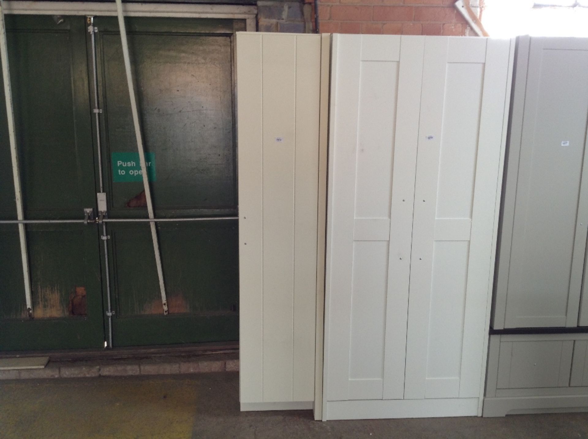 IVORY SINGLE WARDROBE (return)