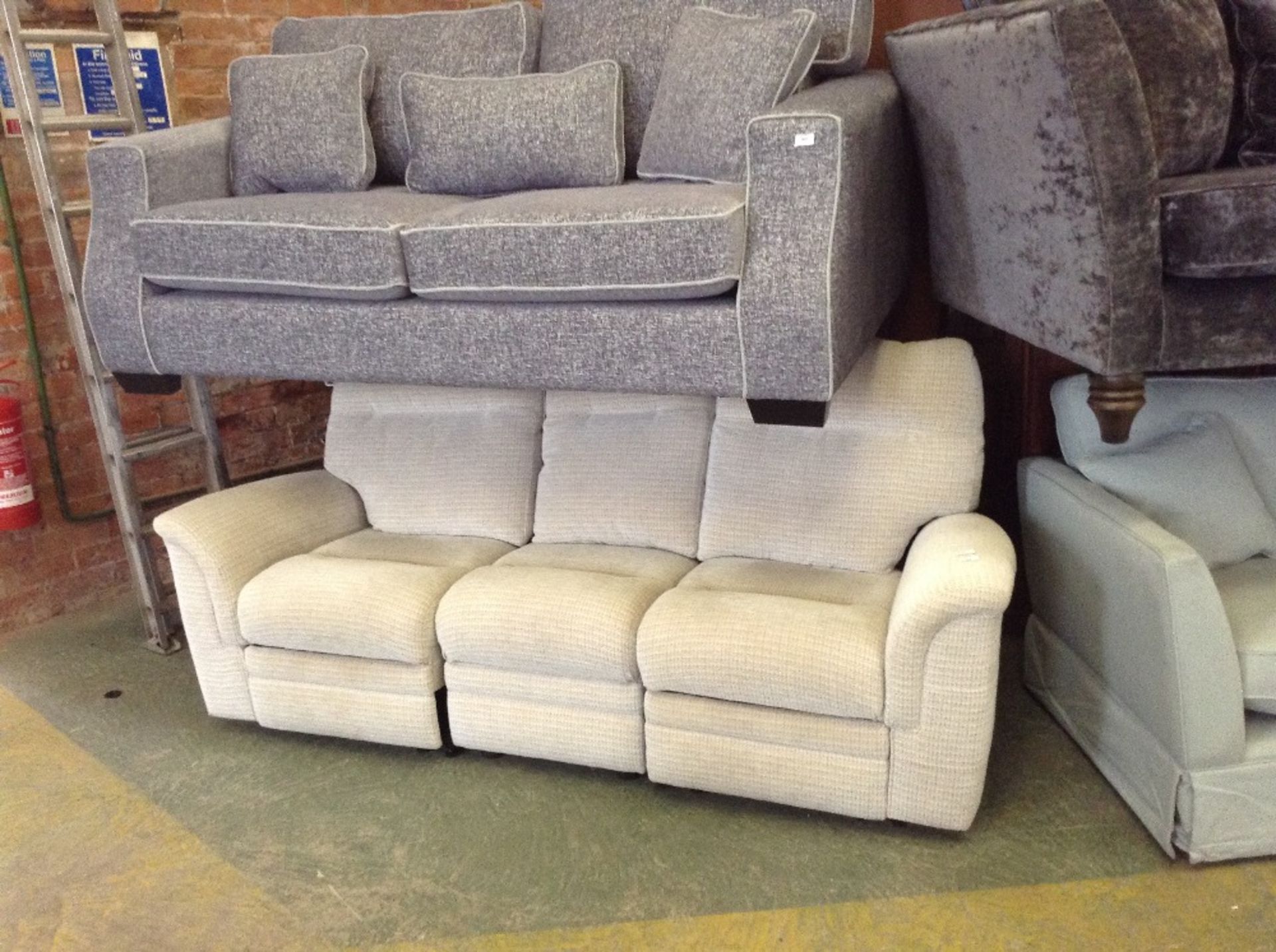 NATURAL MANUAL RECLINING 3 SEATER SOFA (TR000898 W