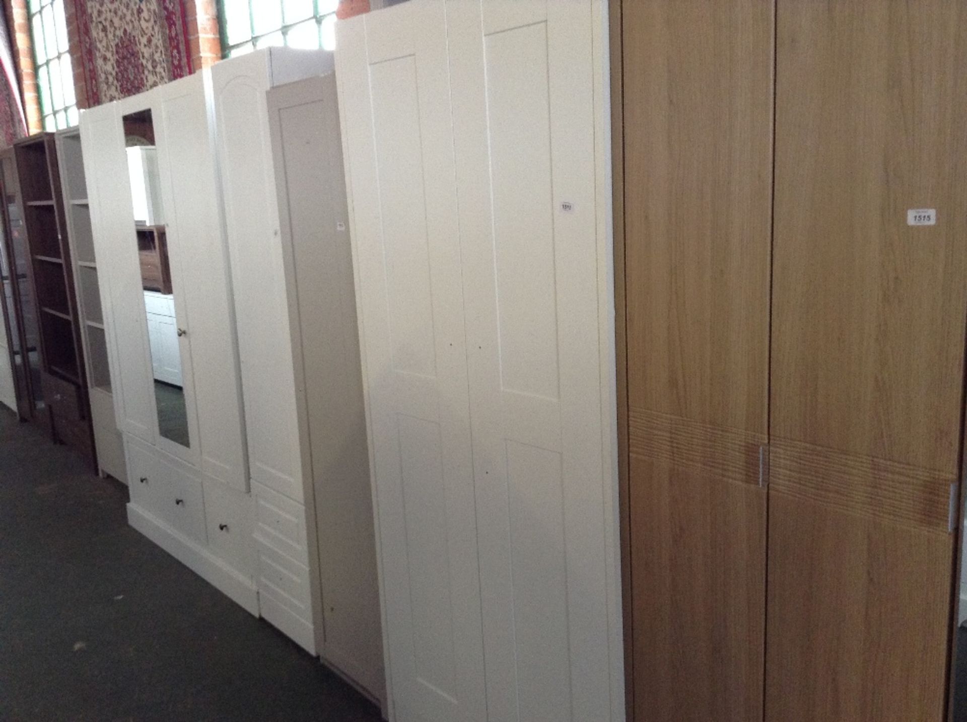 WHITE DOUBLE WARDROBE(return)