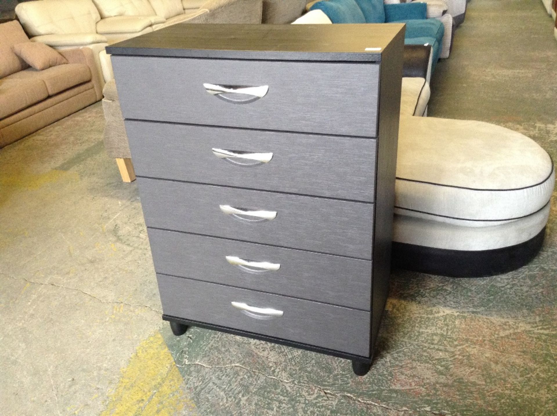 BLACK AND GREY 5 DRAWER CHEST (return)