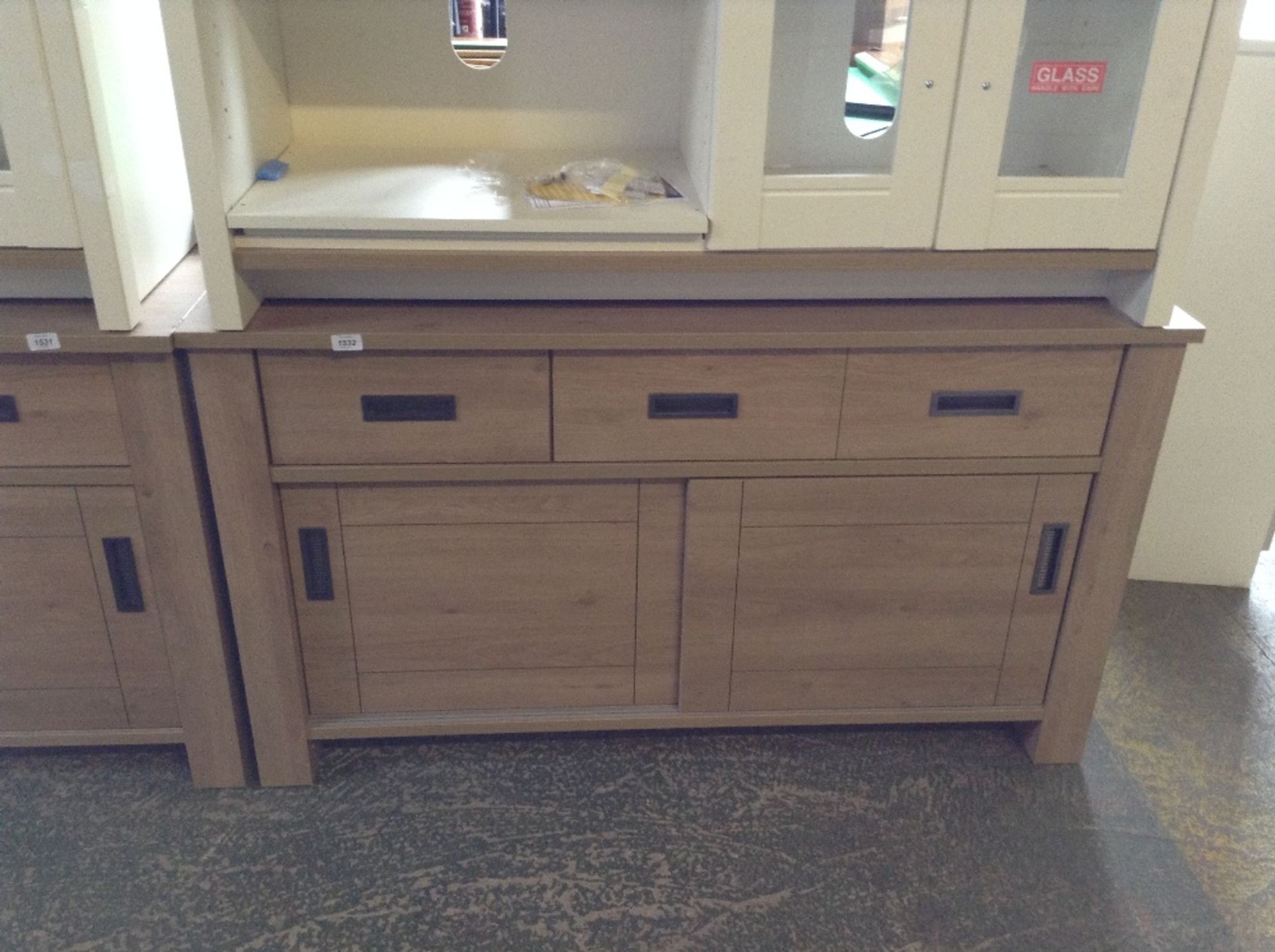 OAK 4FT SIDEBOARD (return)