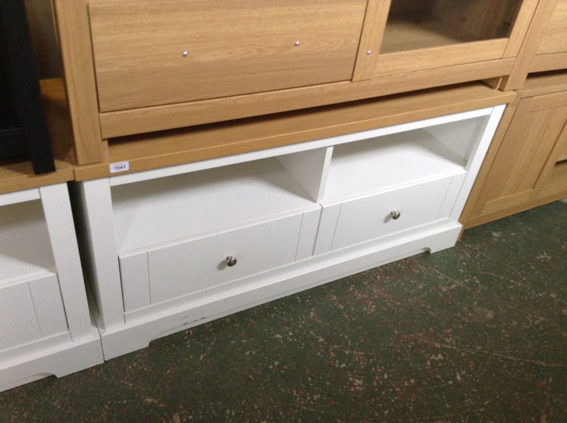 WHITE AND OAK TV/MEDIA UNIT (return)