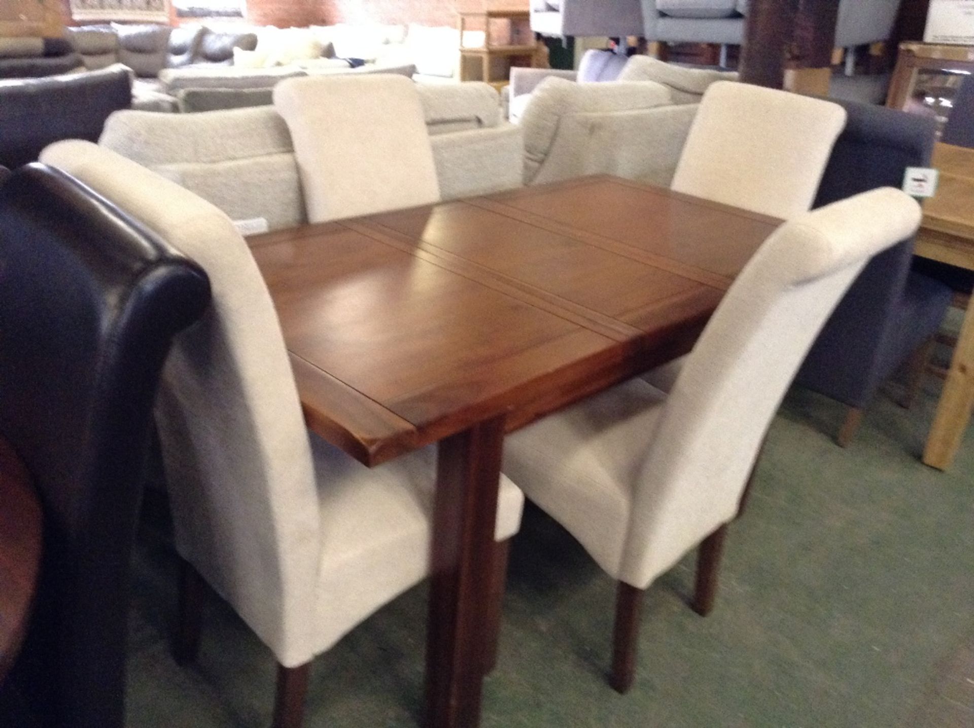 WALNUT EXTENDING TABLE AND 4 NATURAL CHAIRS (DAMAGE TO ONE LEG)