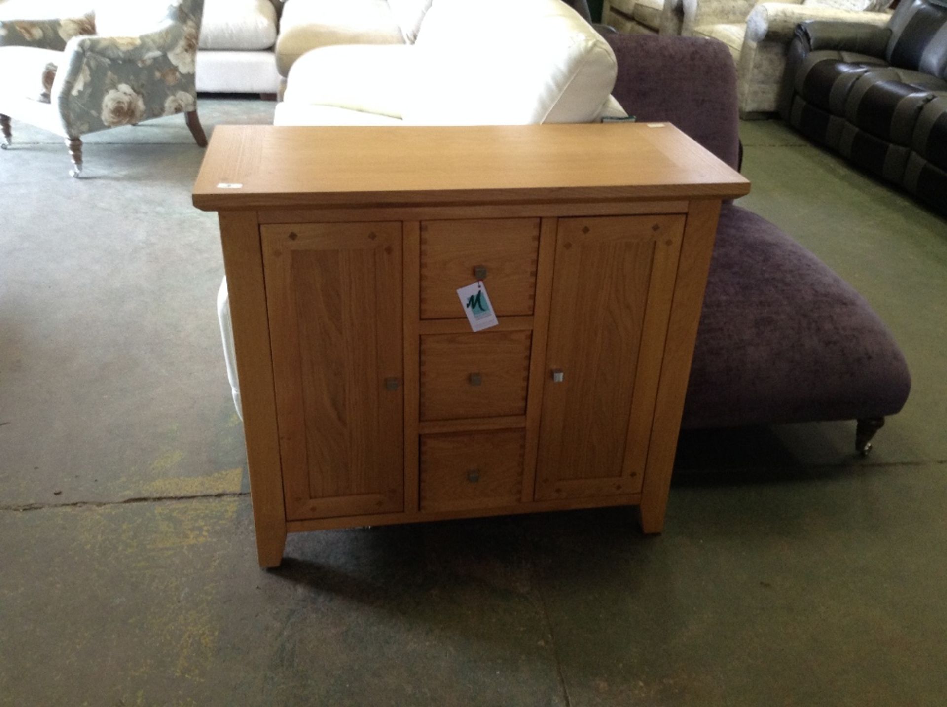 POLO OAK 2 DOOR SIDEBOARD