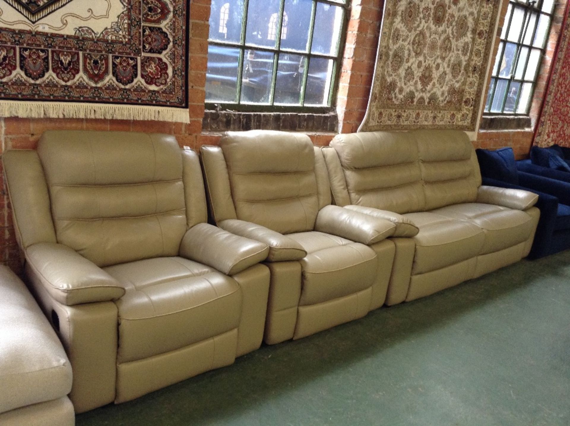 CREAM LEATHER 3 SEATER SOFA AND 2 MANUAL RECLINING
