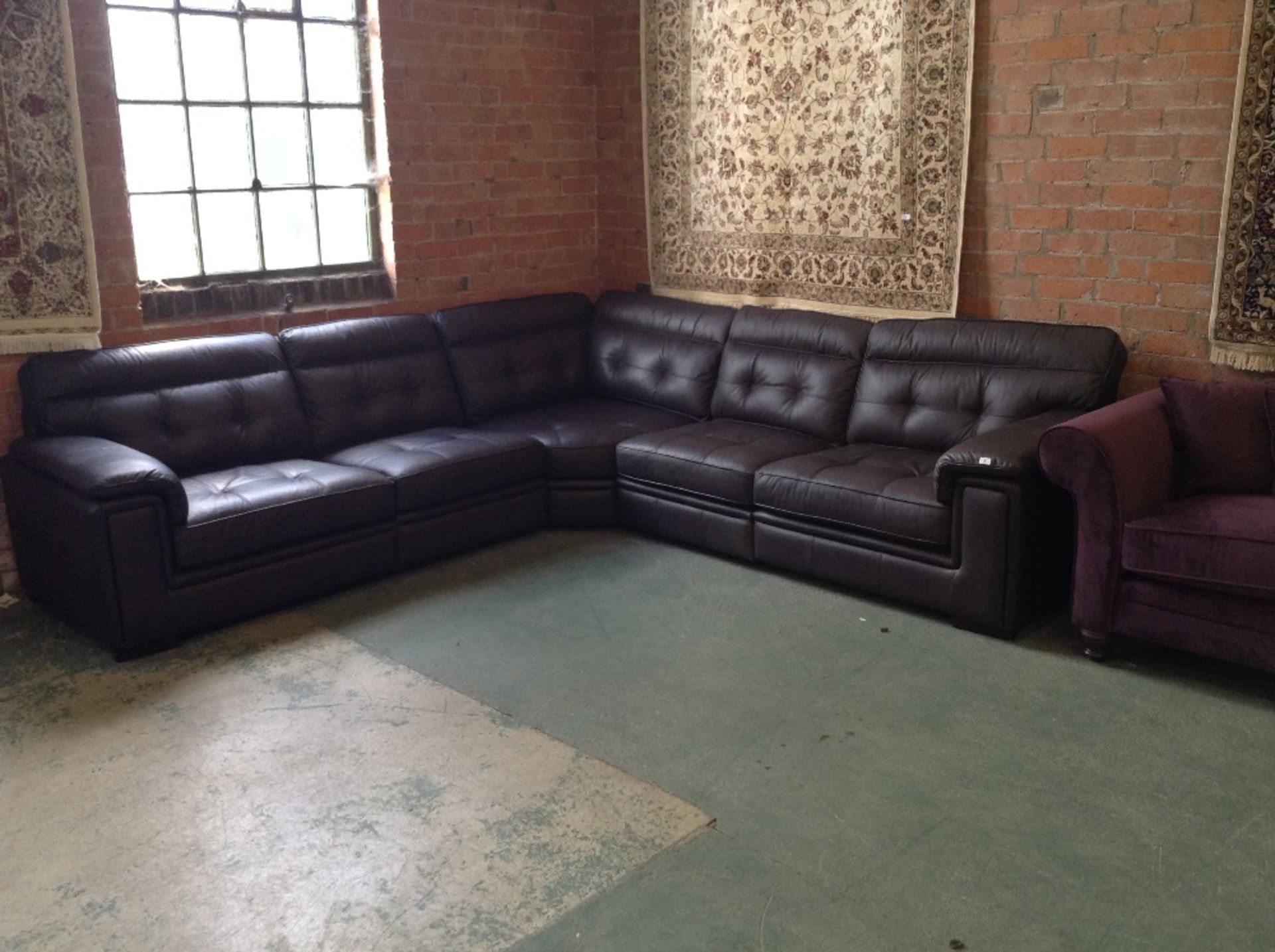 BROWN LEATHER 5 PART CORNER GROUP