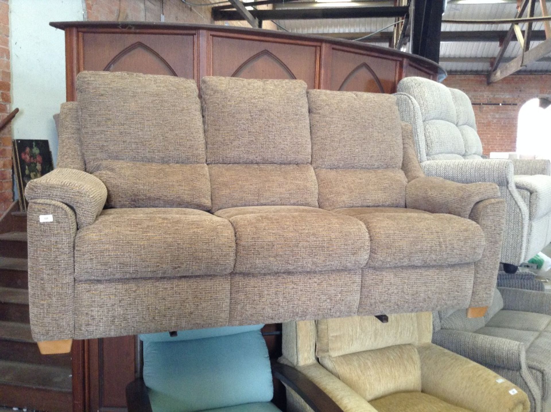 BISCUIT 3 SEATER SOFA (TR000940 WO0270129)