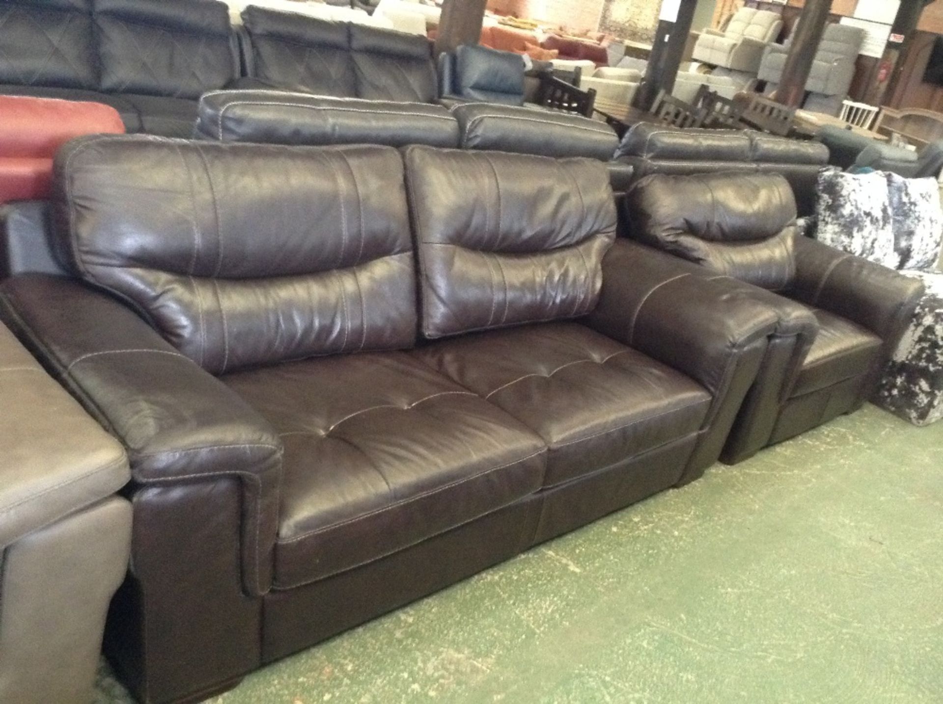 BROWN LEATHER 3 SEATER SOFA AND SNUG CHAIR (leathe
