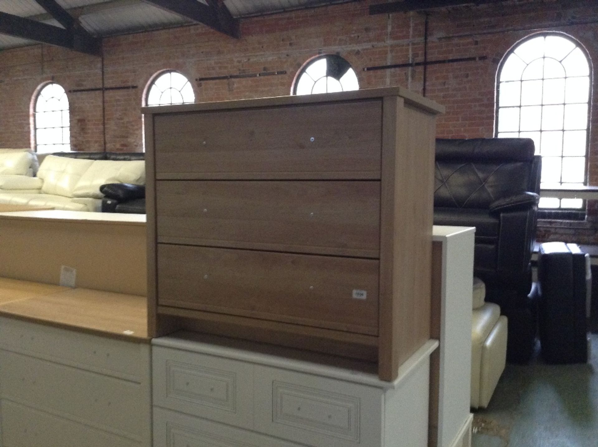 OAK 3 DRAWER CHEST (return)