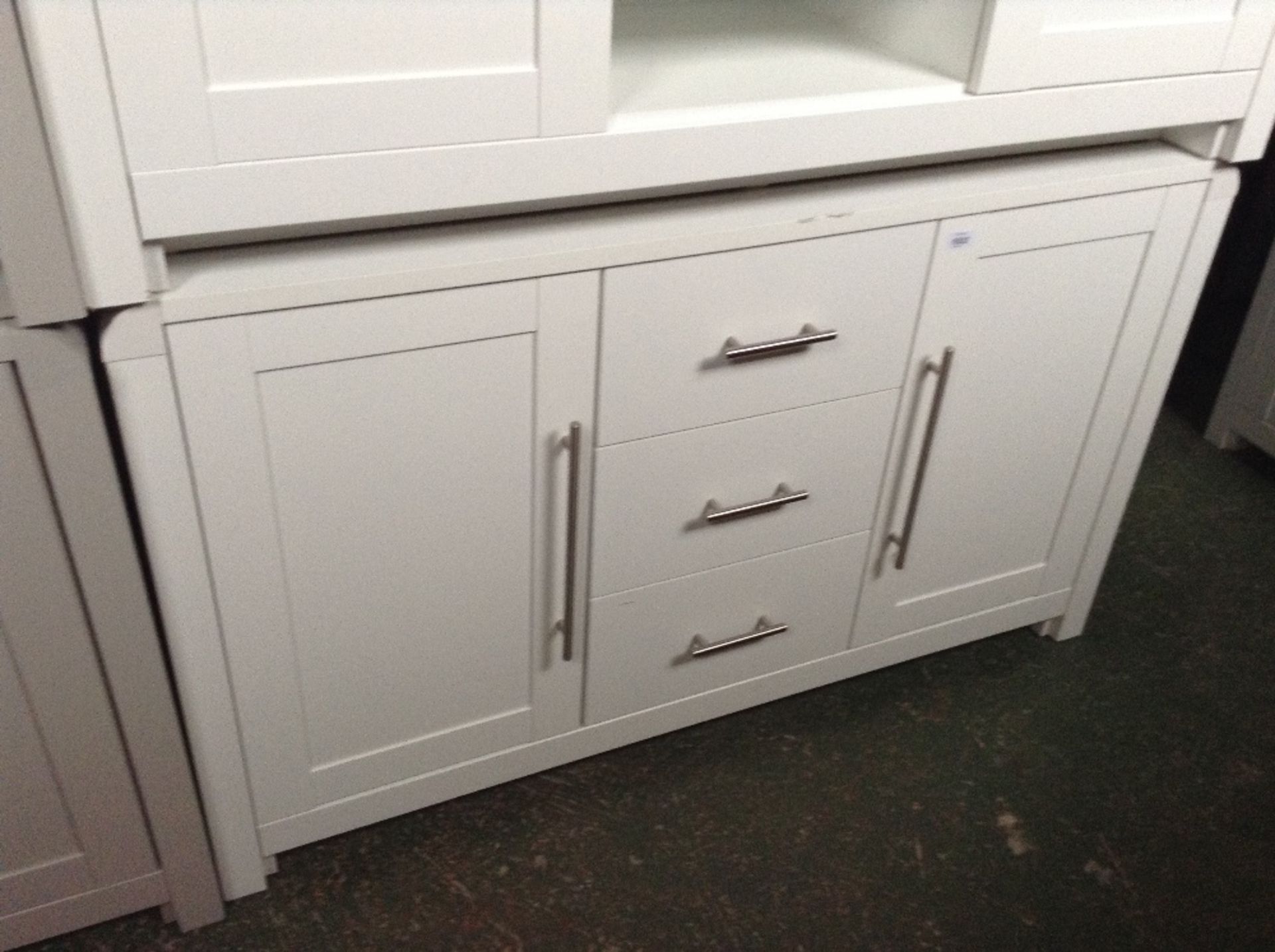 WHITE 4FT SIDEBOARD (return)