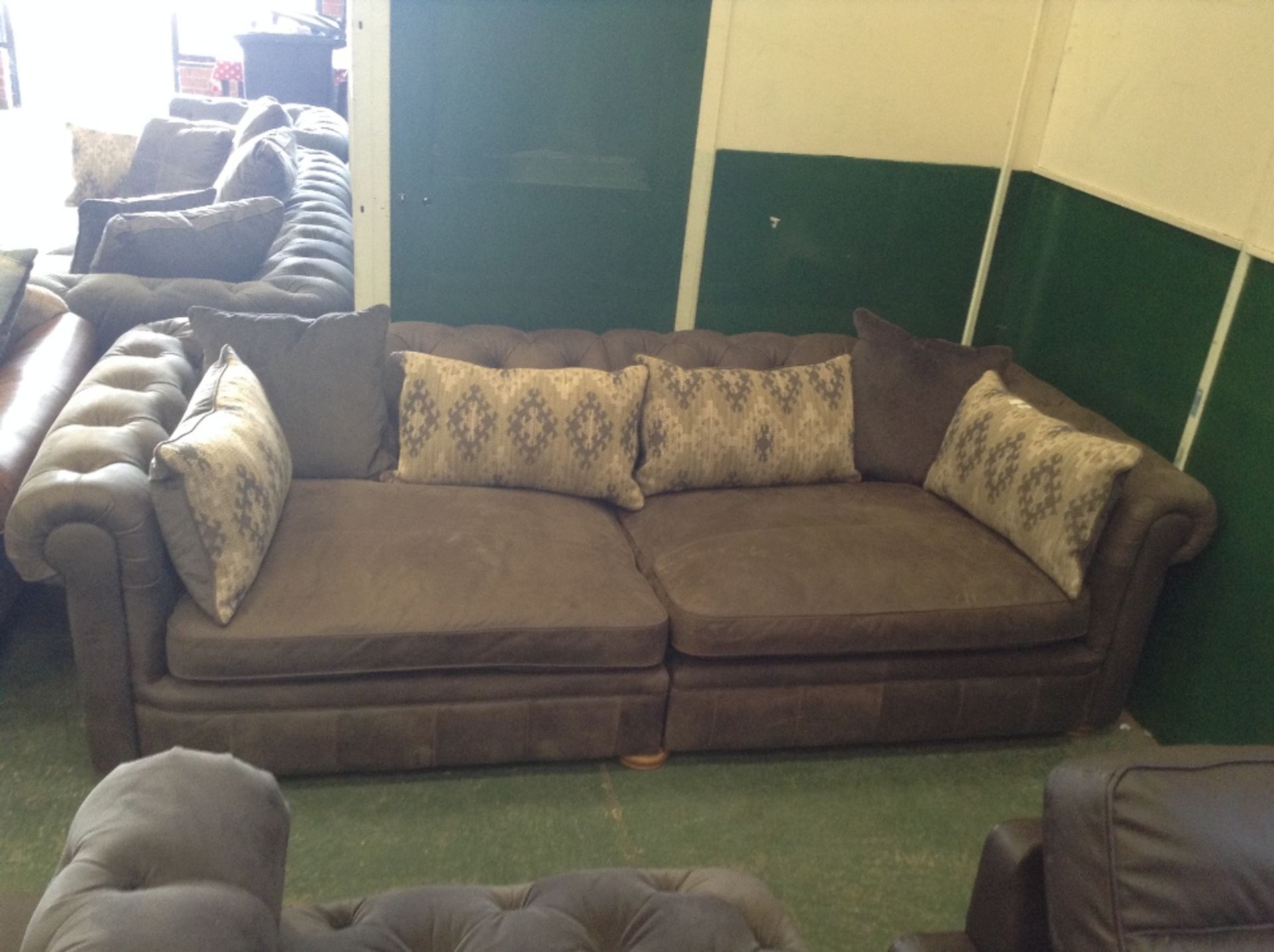 BROWN LEATHER SPLIT CHESTERFIELD STYLE 4 SEATER SOFA (marked)