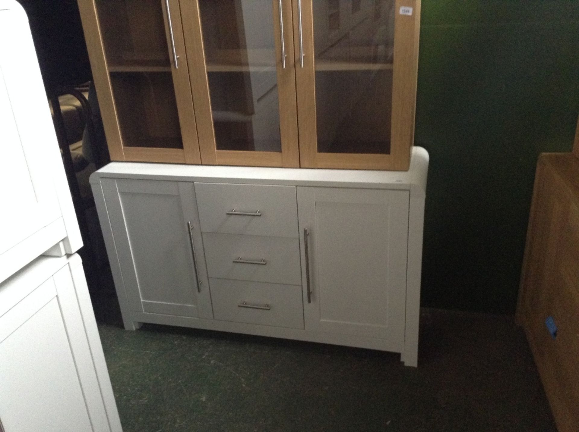 WHITE 4FT SIDEBOARD (return)