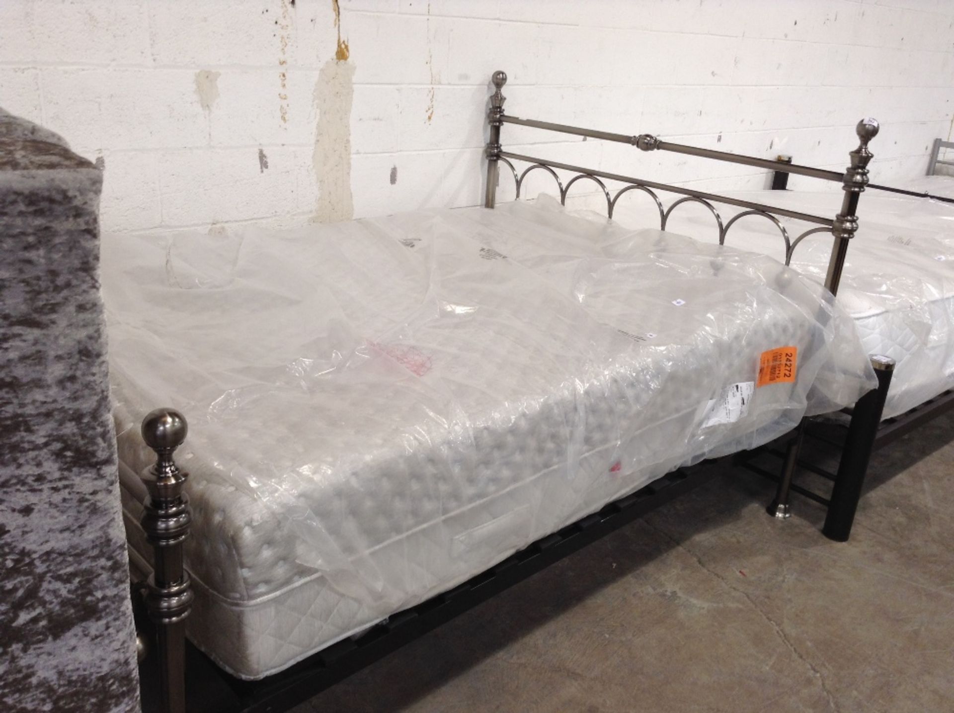 IMPERIAL DOUBLE METAL BEDFRAME