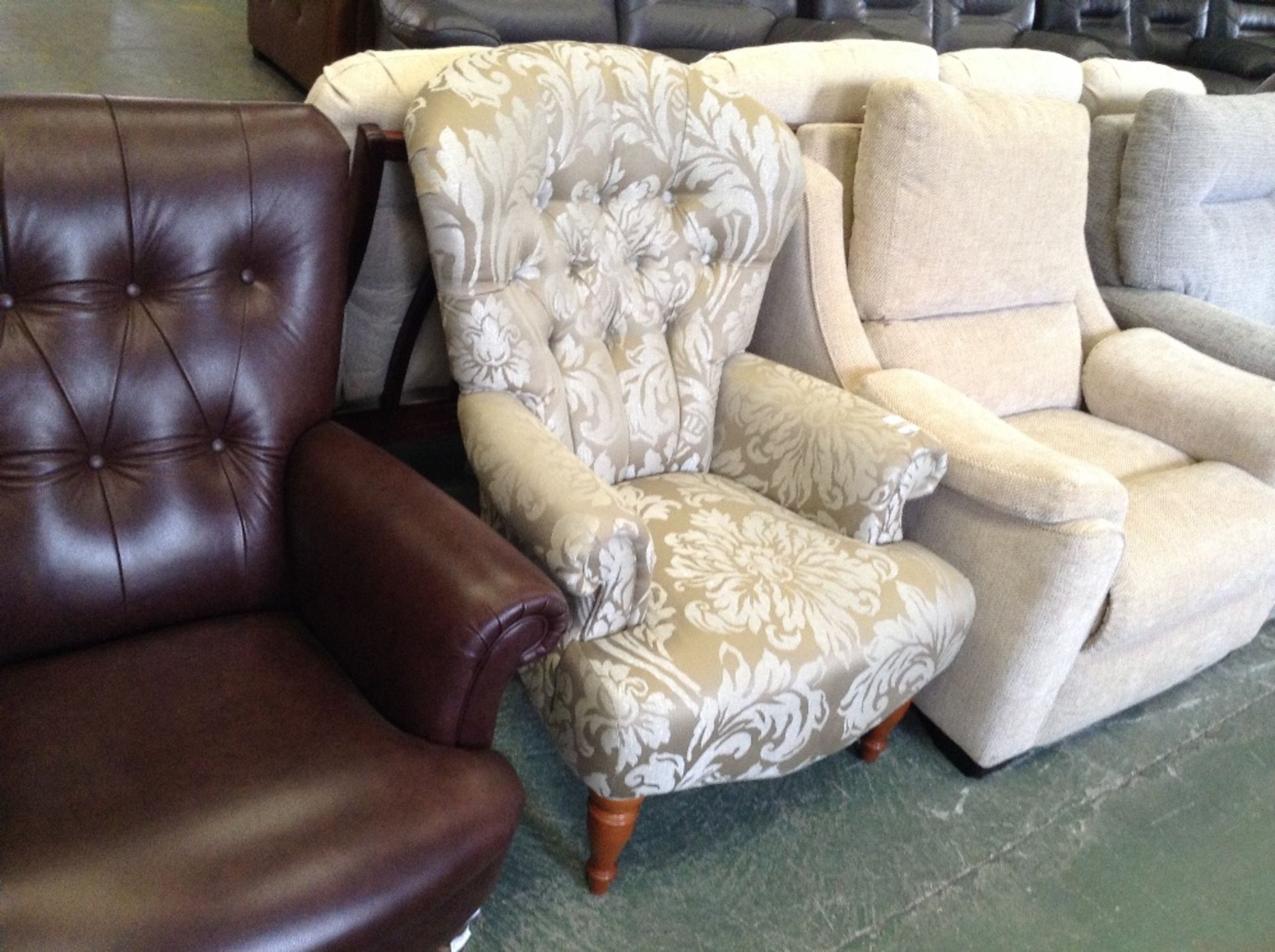 GOLDEN PATTERNED WING CHAIR (TR000955 WO0205224)